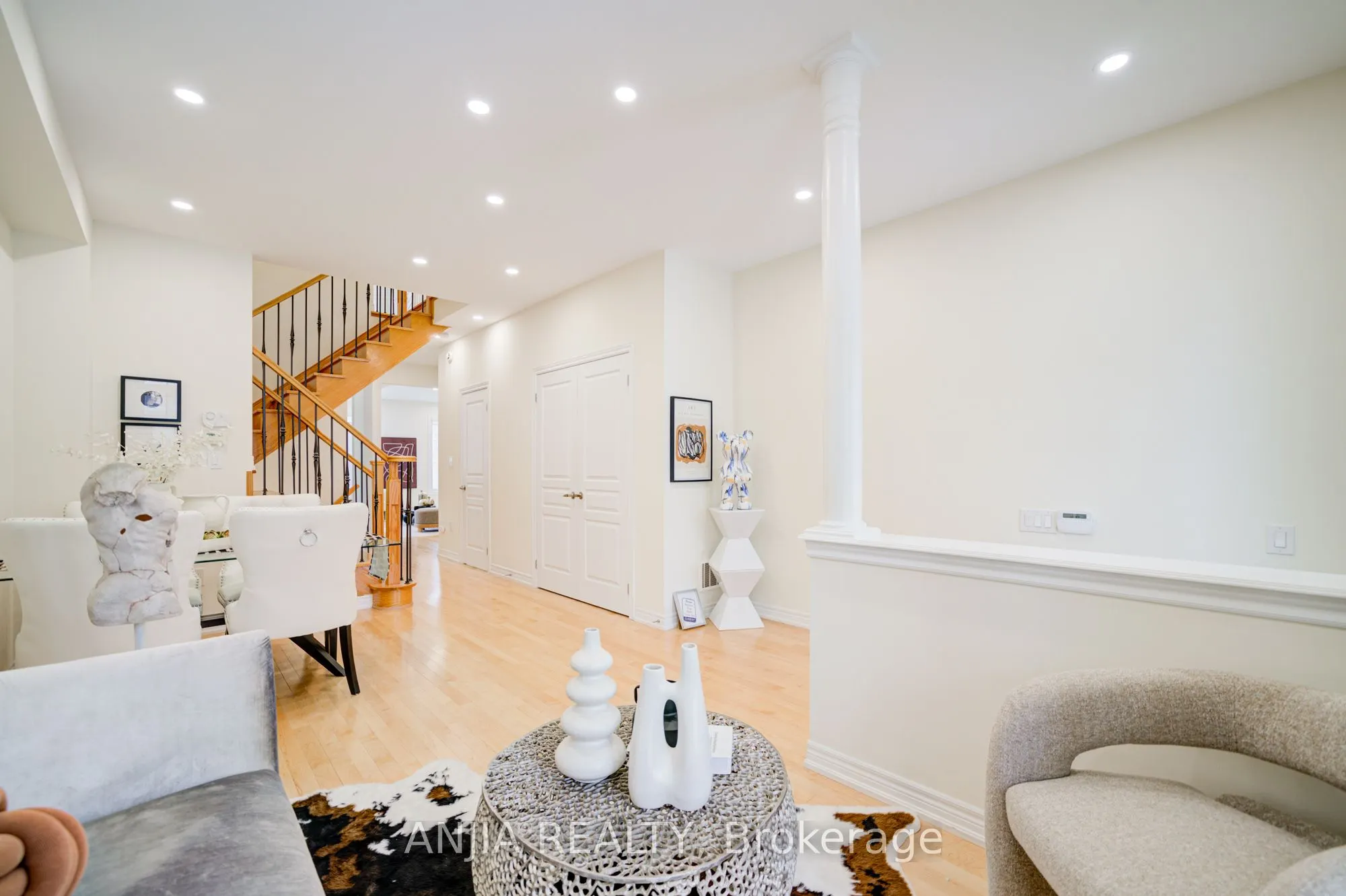 8 Wagner Drive