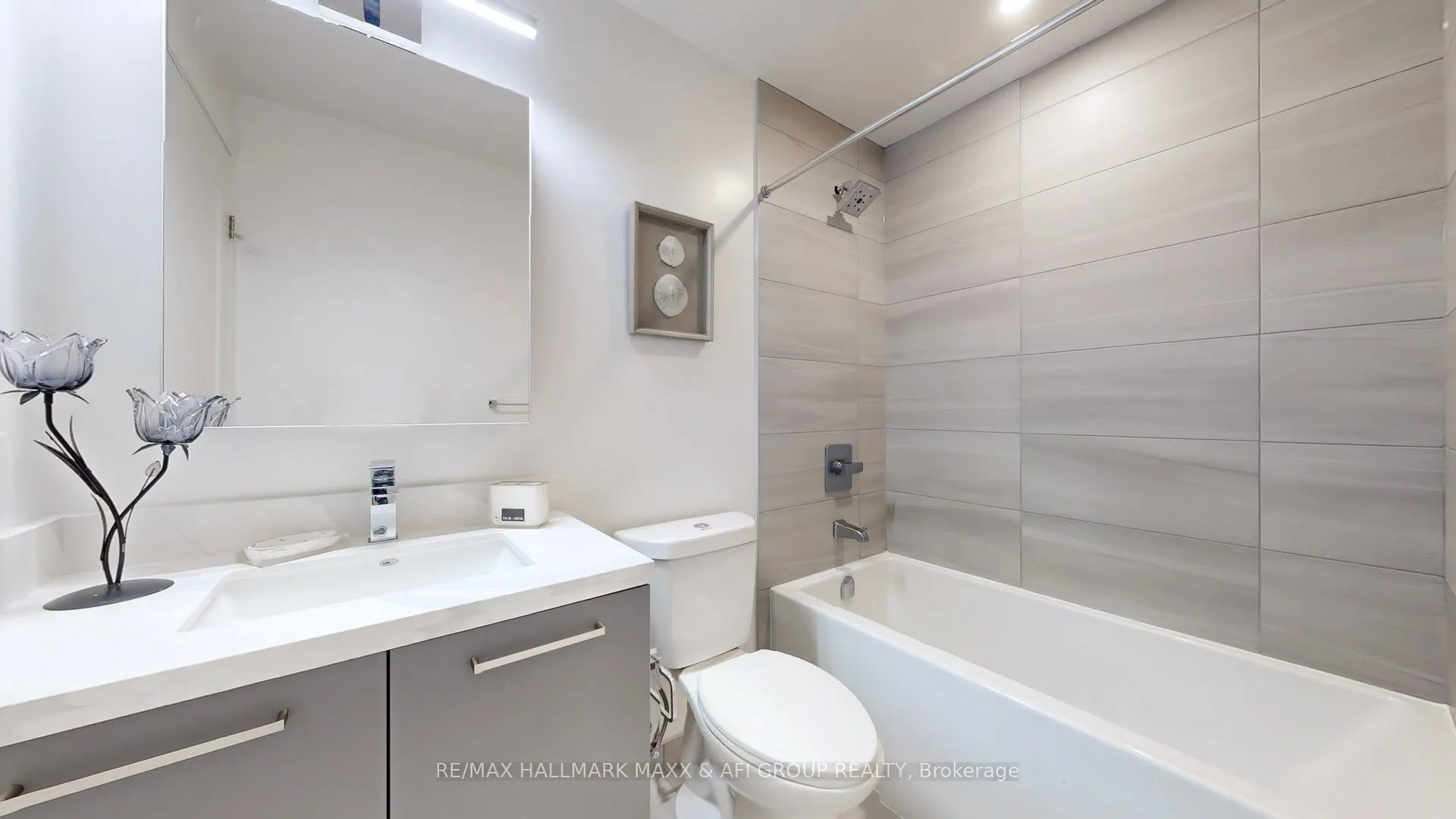 12 Gandhi Lane, #2906