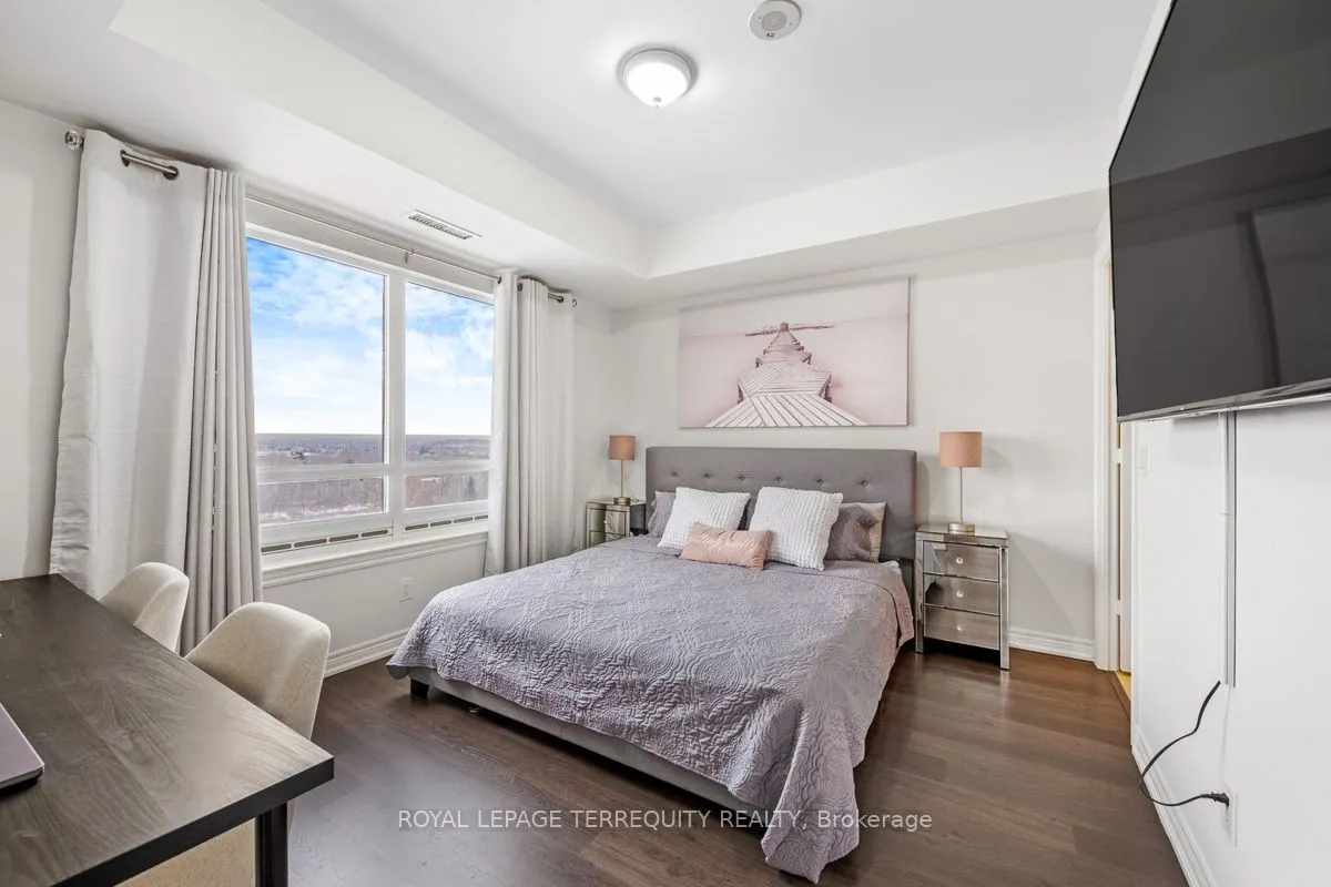 9245 Jane Street, #1015
