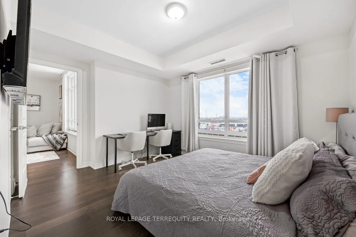 9245 Jane Street, #1015