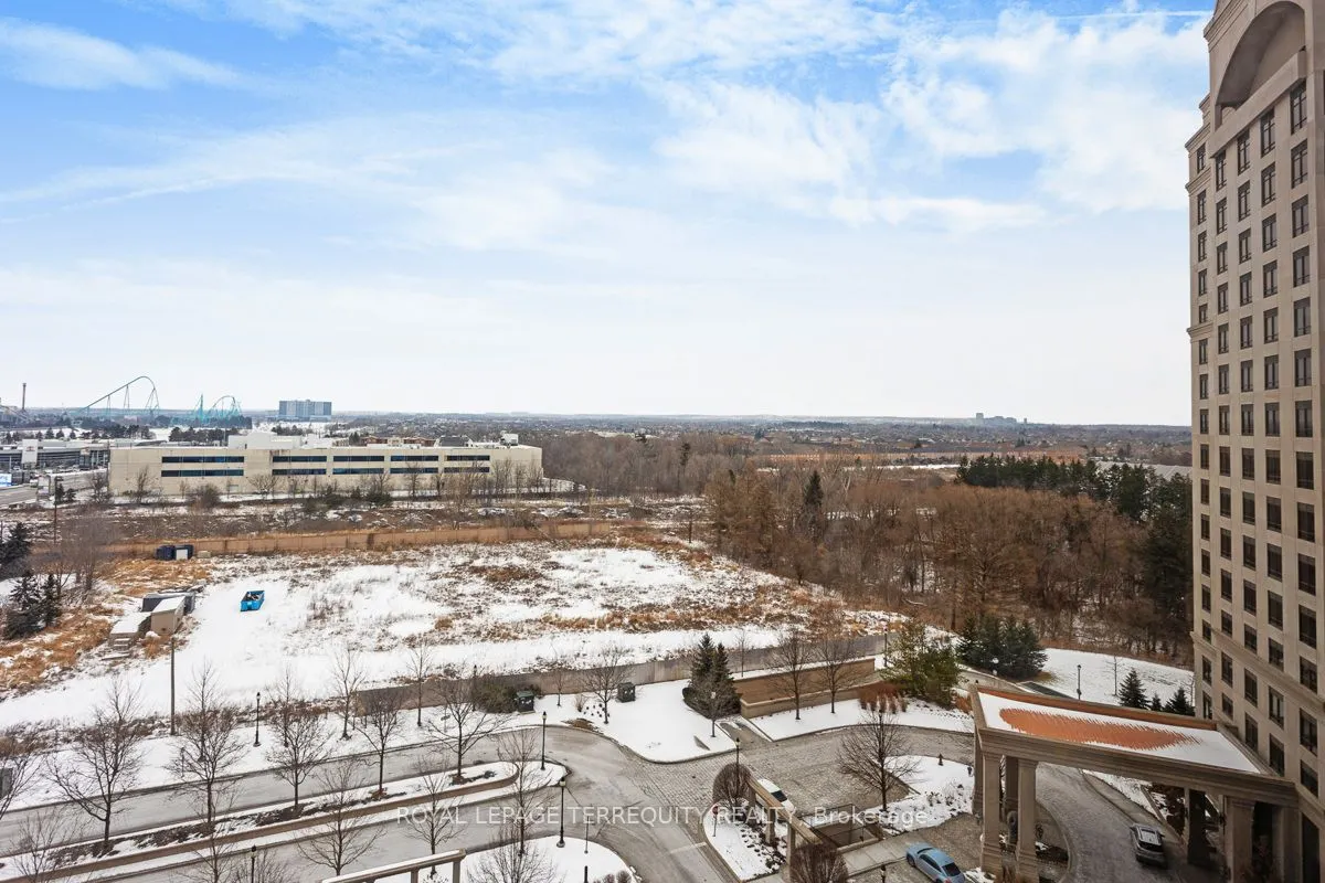 9245 Jane Street, #1015