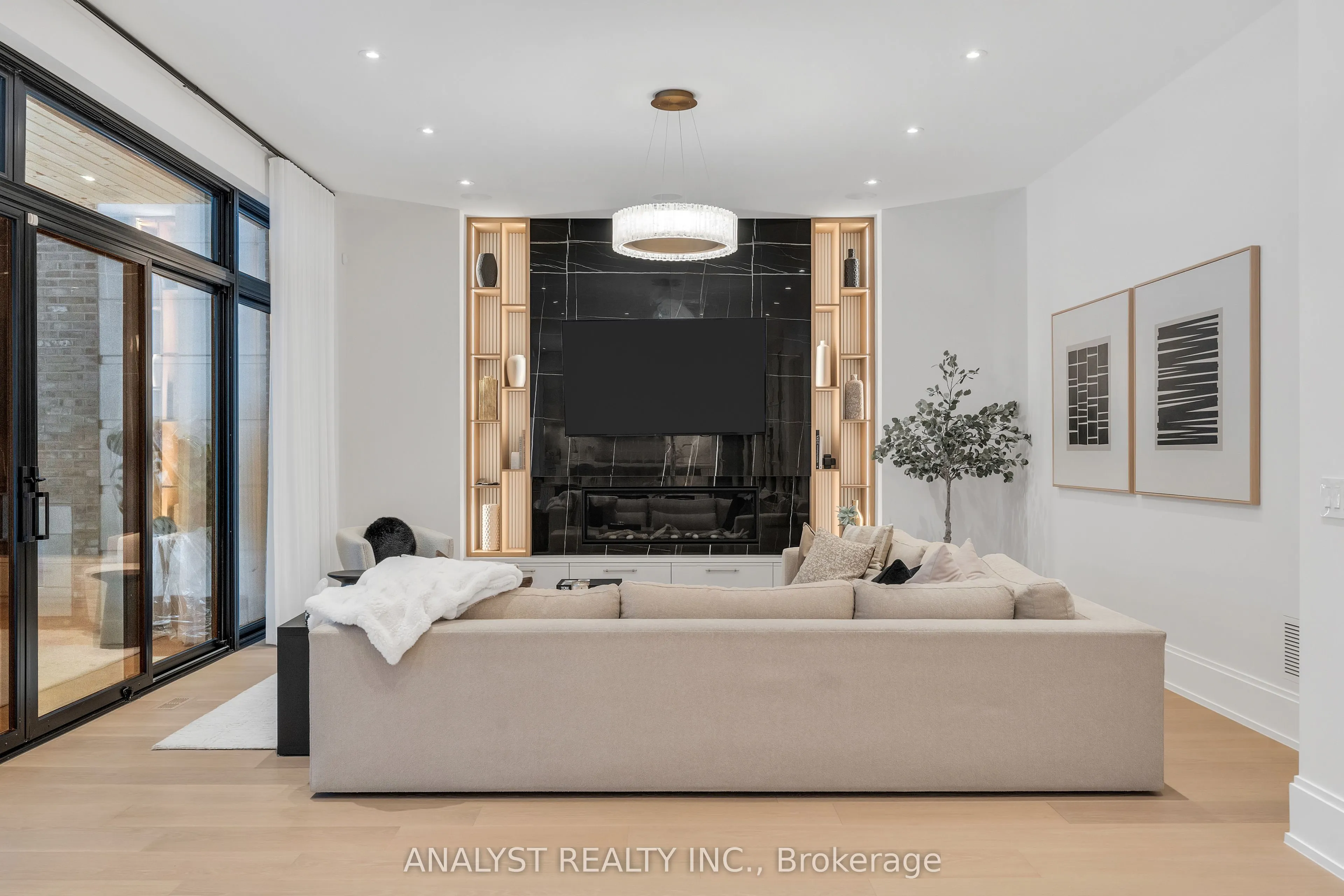 81 Ellis Avenue