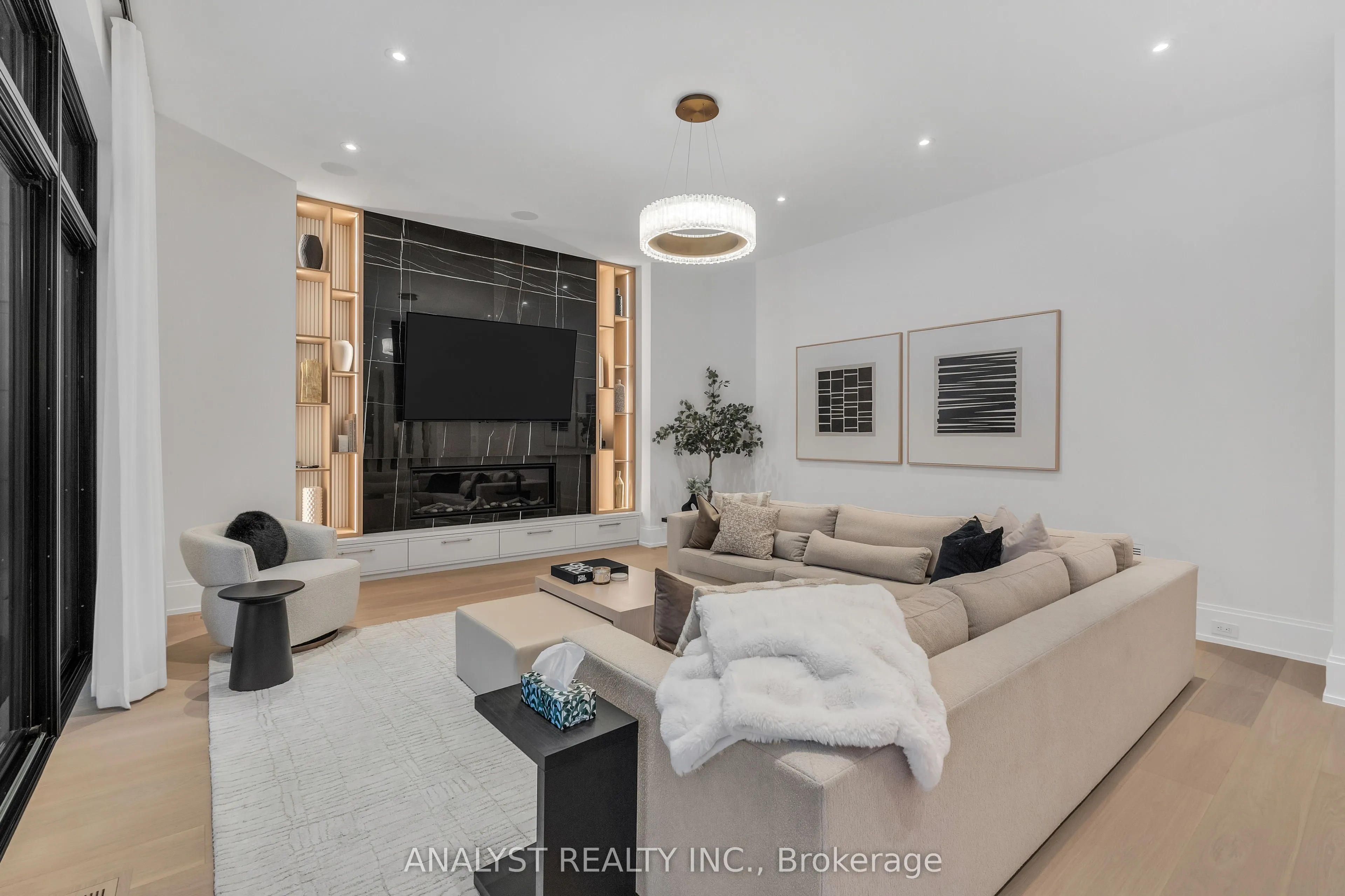 81 Ellis Avenue