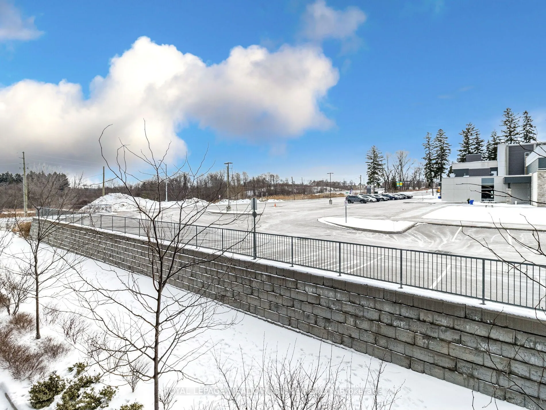 9700 Ninth Line, #216
