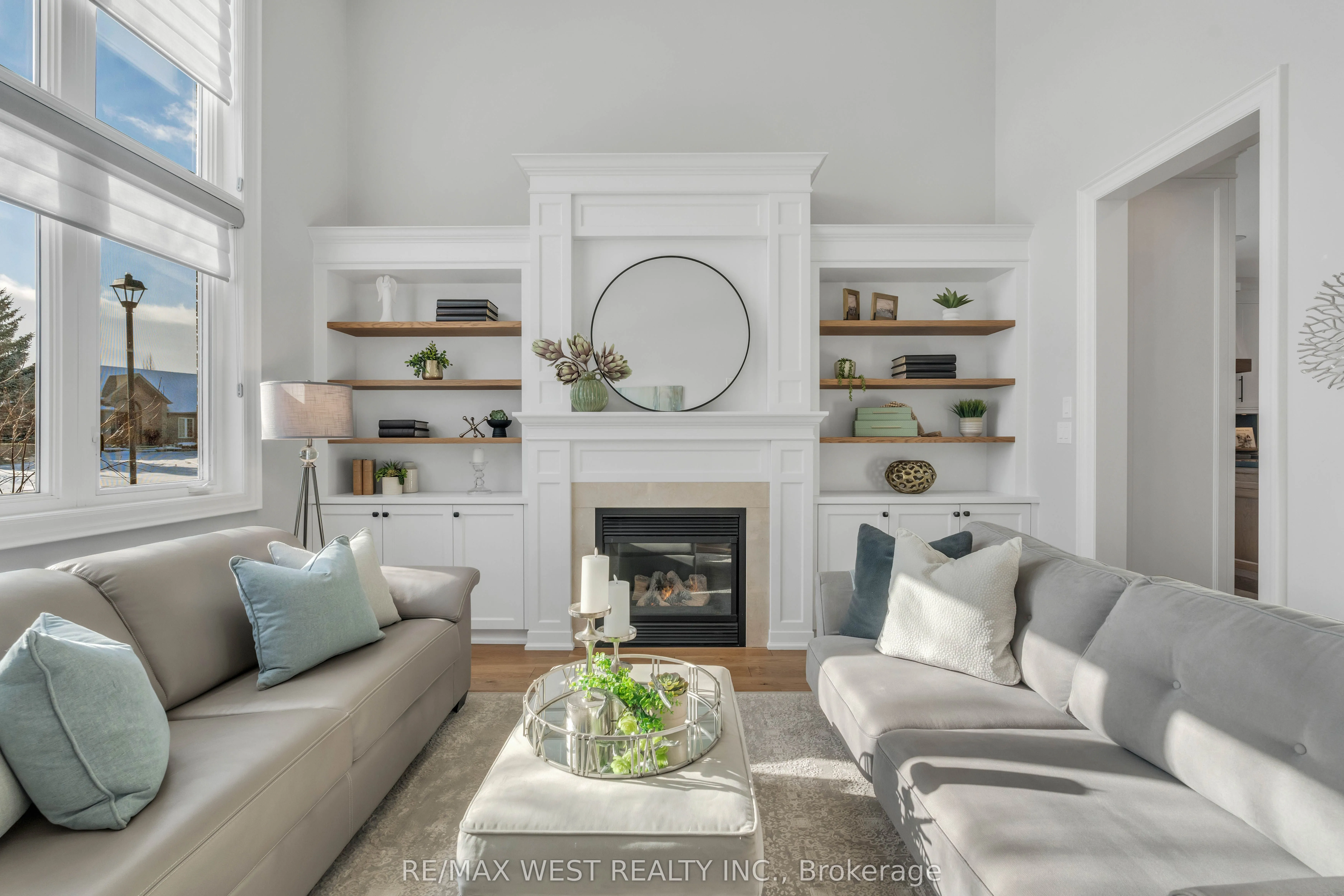 10 Farmcrest Court