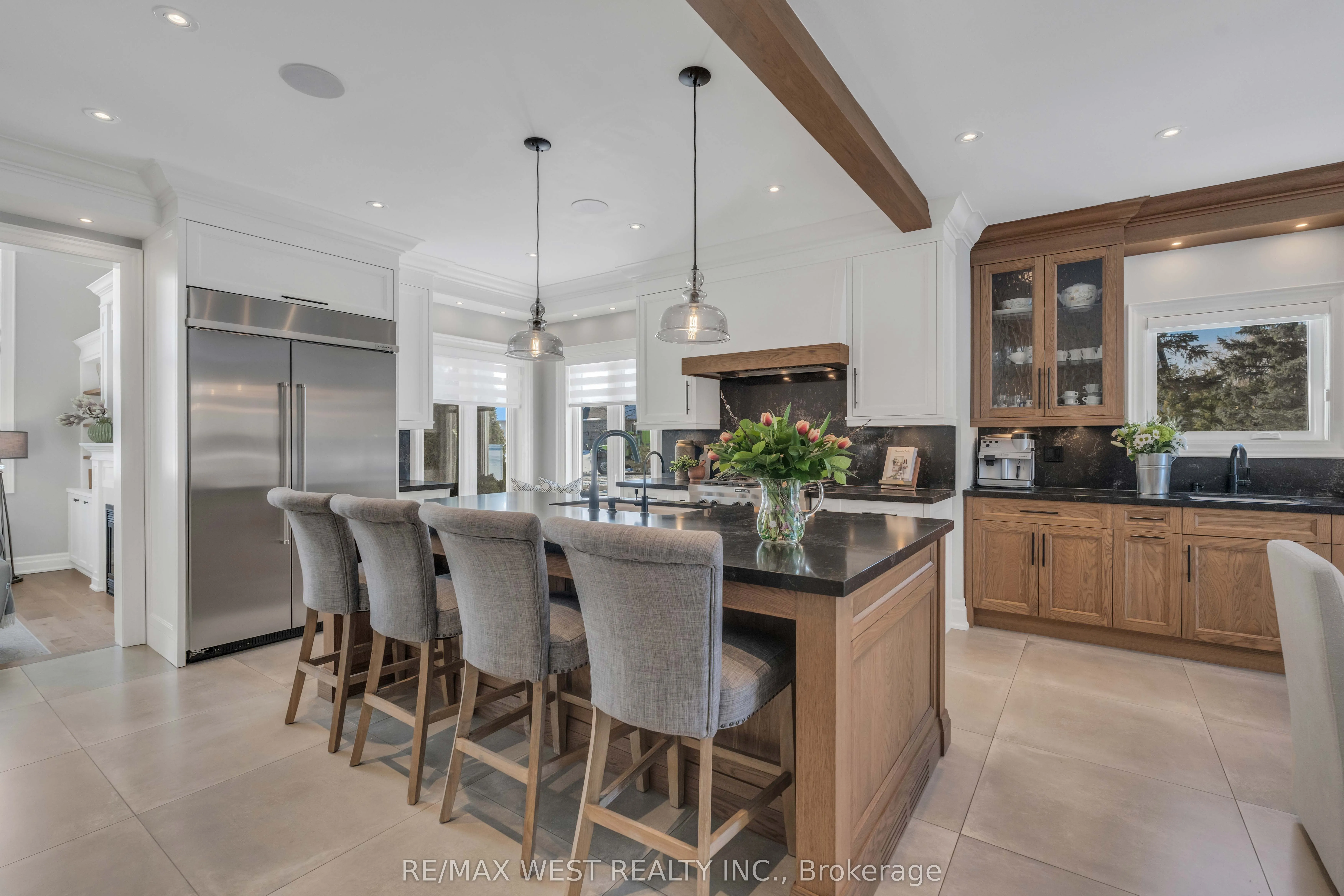 10 Farmcrest Court
