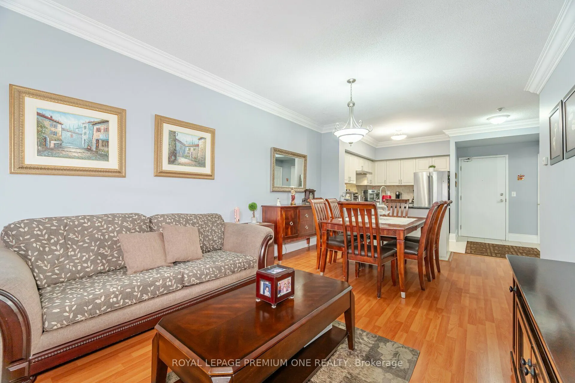 9451 Jane Street, #210