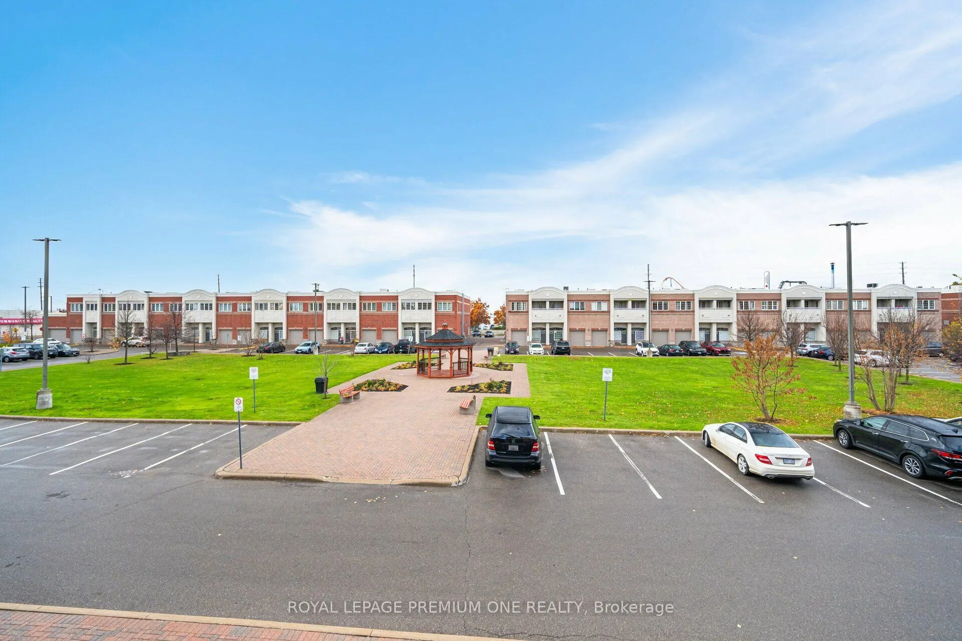 9451 Jane Street, #210