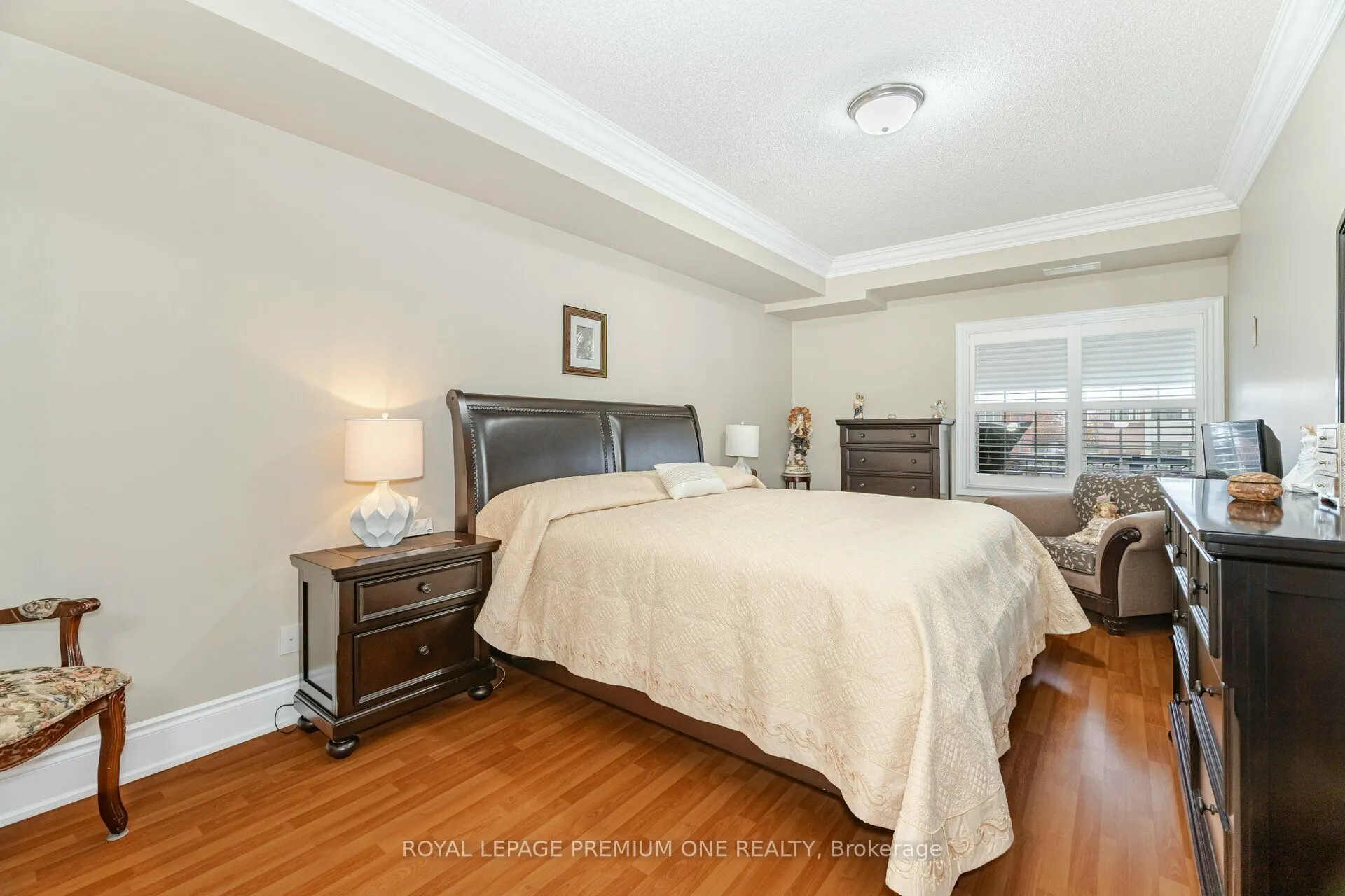 9451 Jane Street, #210