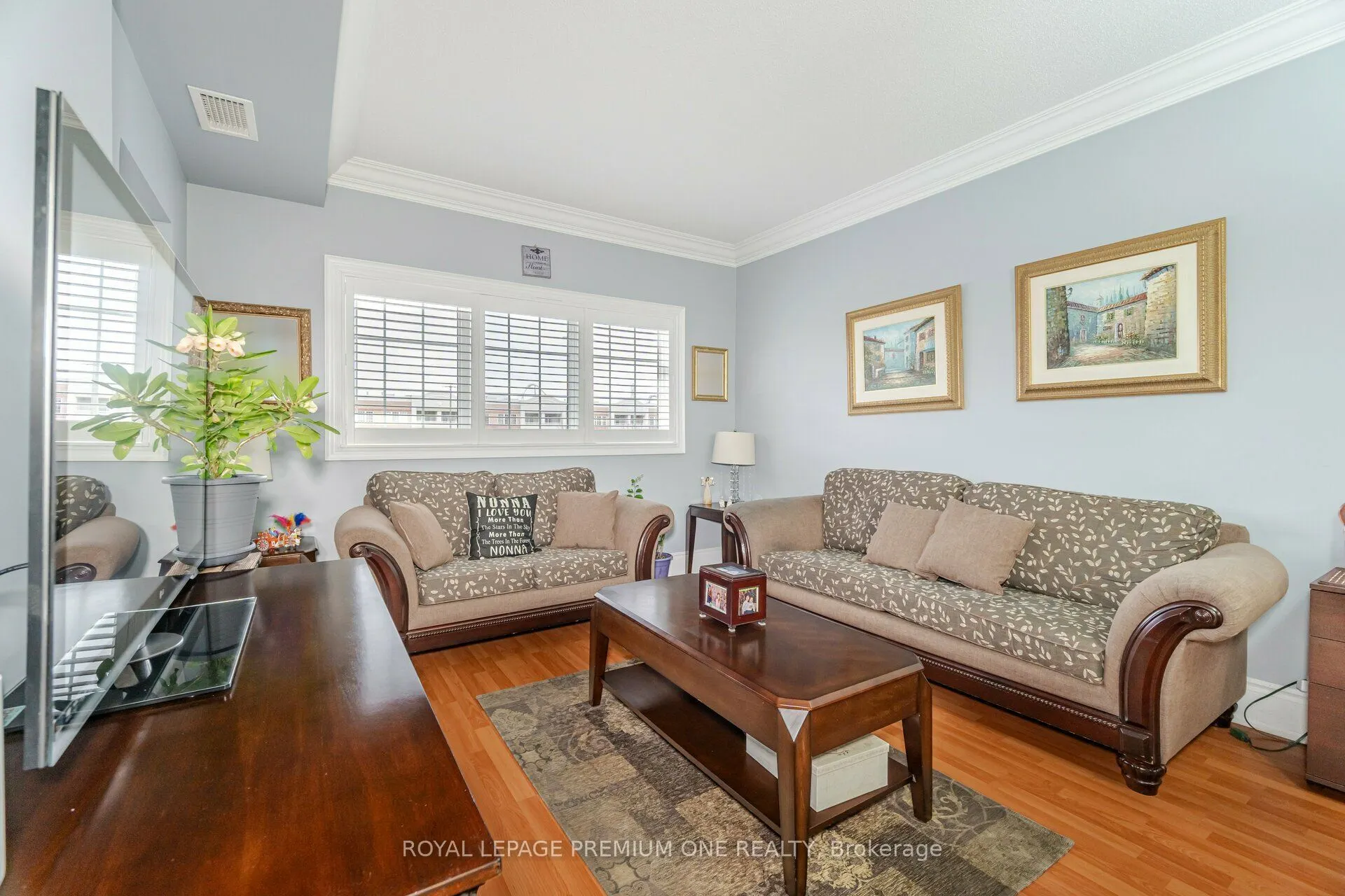 9451 Jane Street, #210
