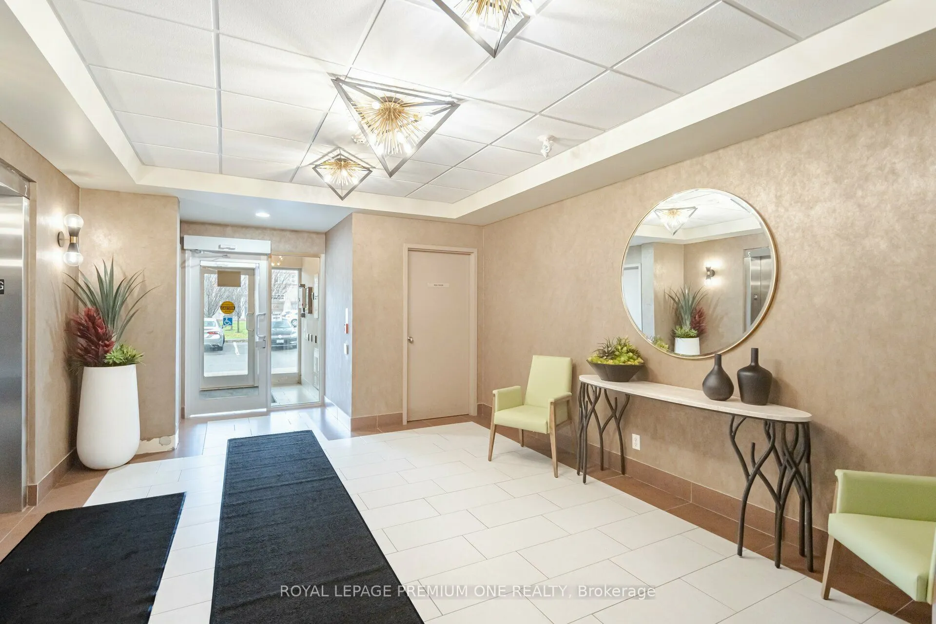 9451 Jane Street, #210