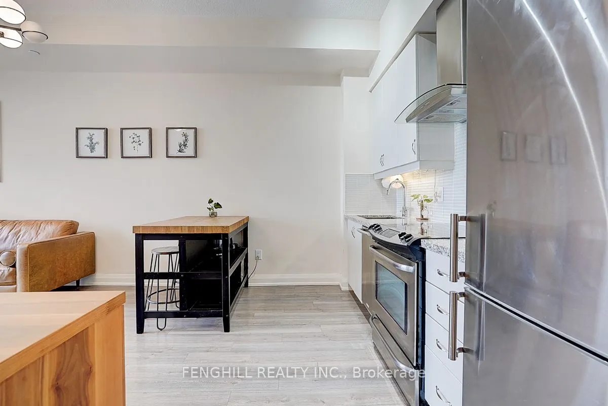 8763 Bayview Avenue, #506