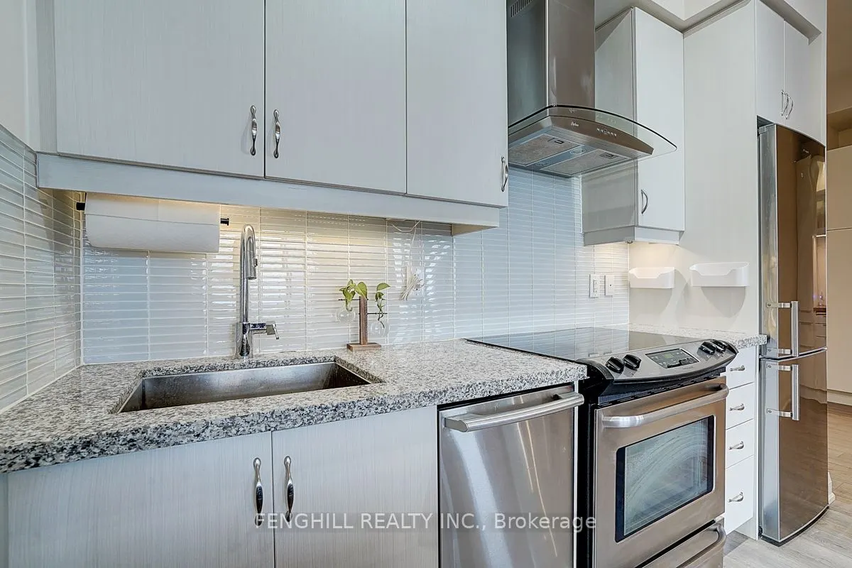 8763 Bayview Avenue, #506
