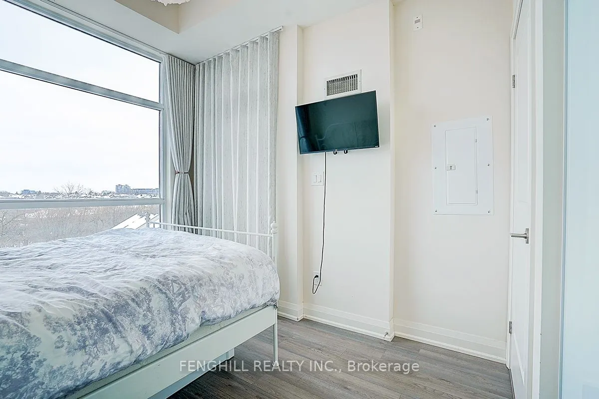 8763 Bayview Avenue, #506