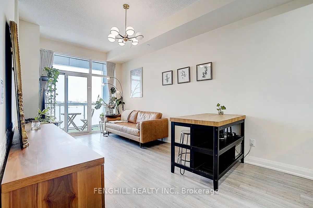 8763 Bayview Avenue, #506