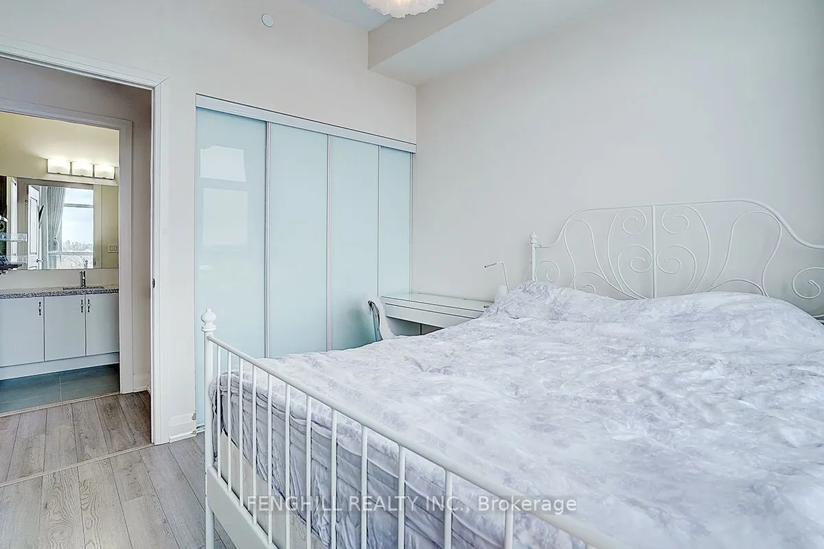 8763 Bayview Avenue, #506