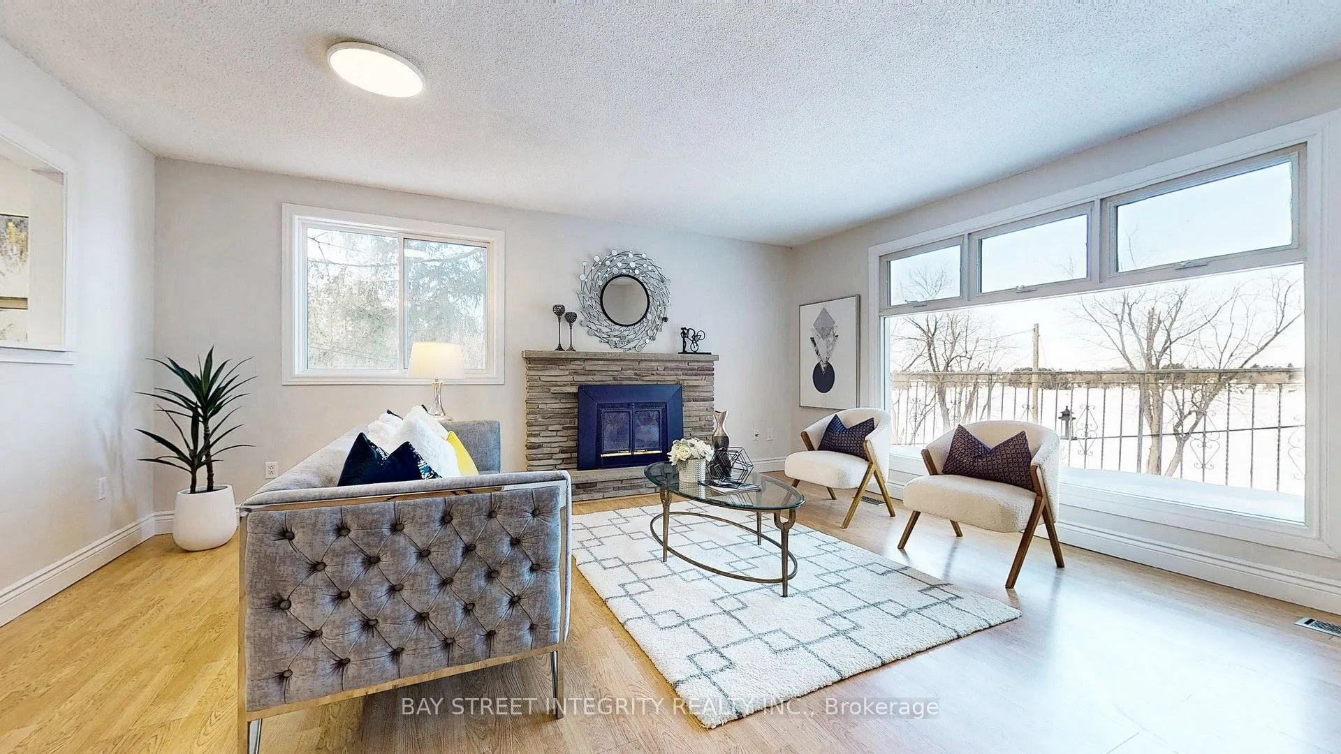 5919 Lakeshore Road