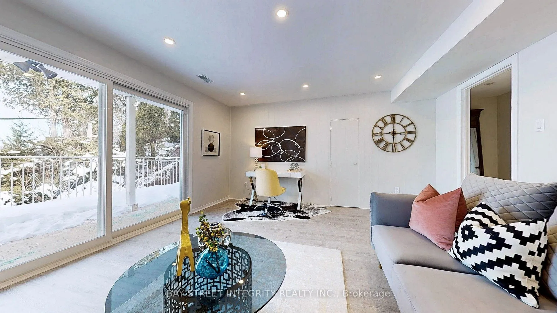 5919 Lakeshore Road