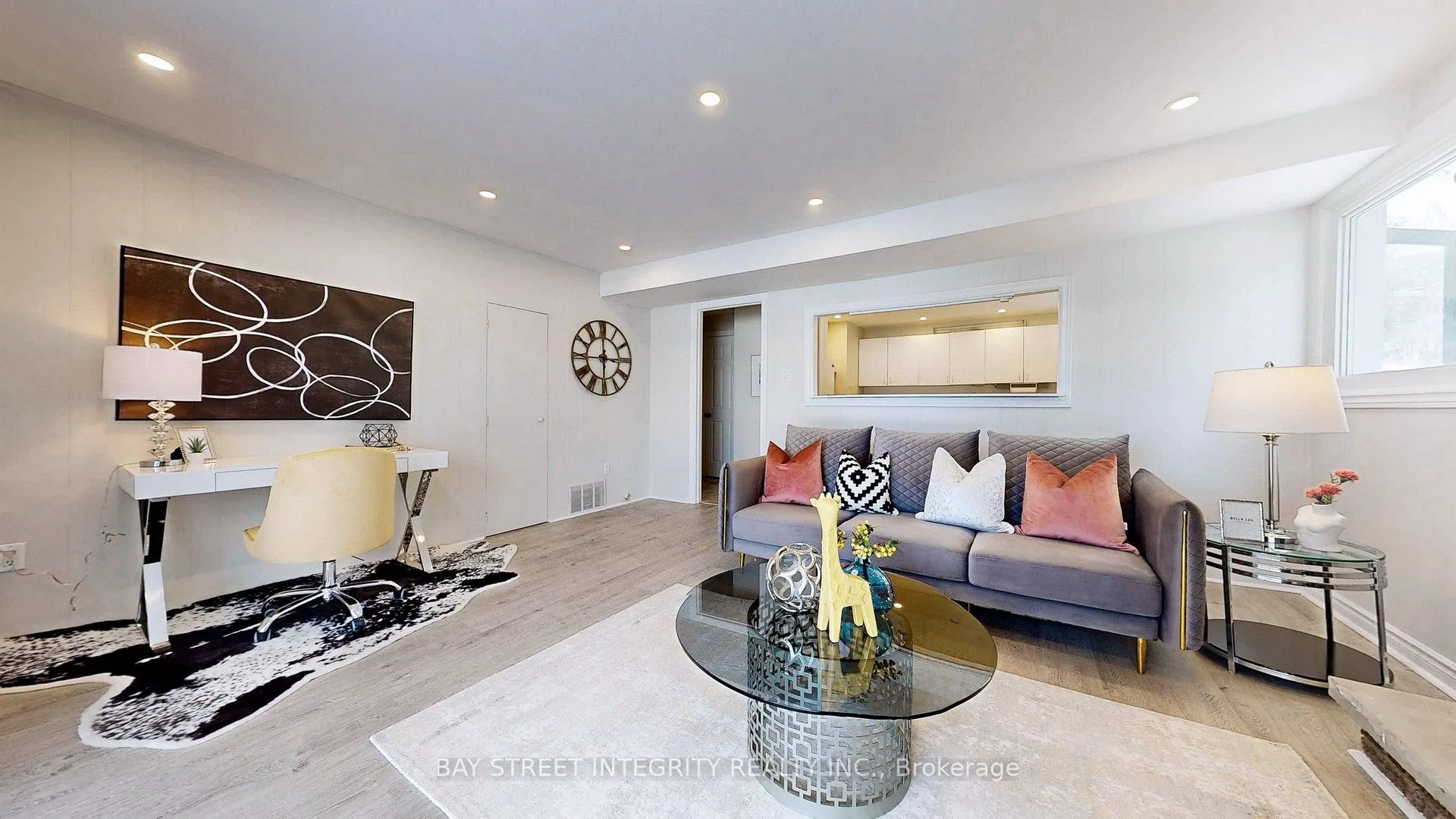 5919 Lakeshore Road