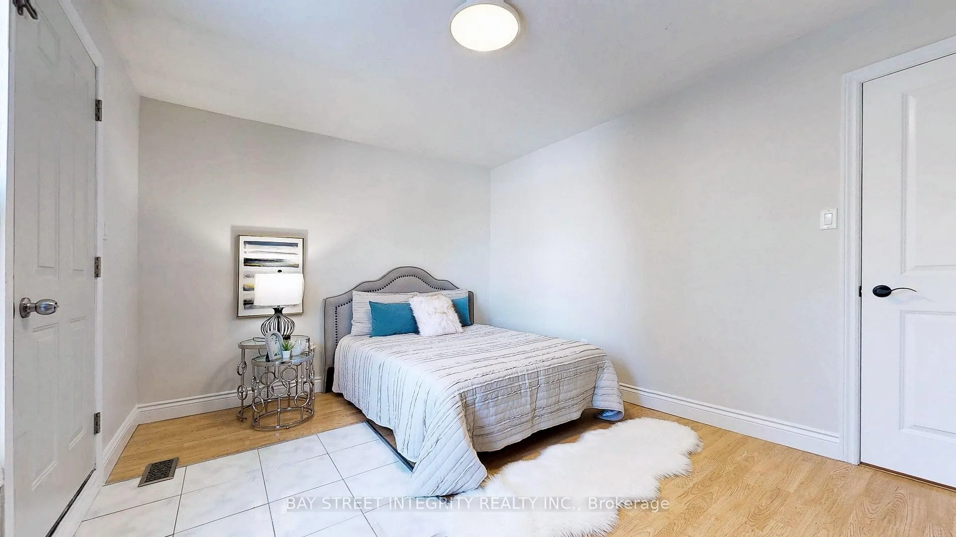 5919 Lakeshore Road