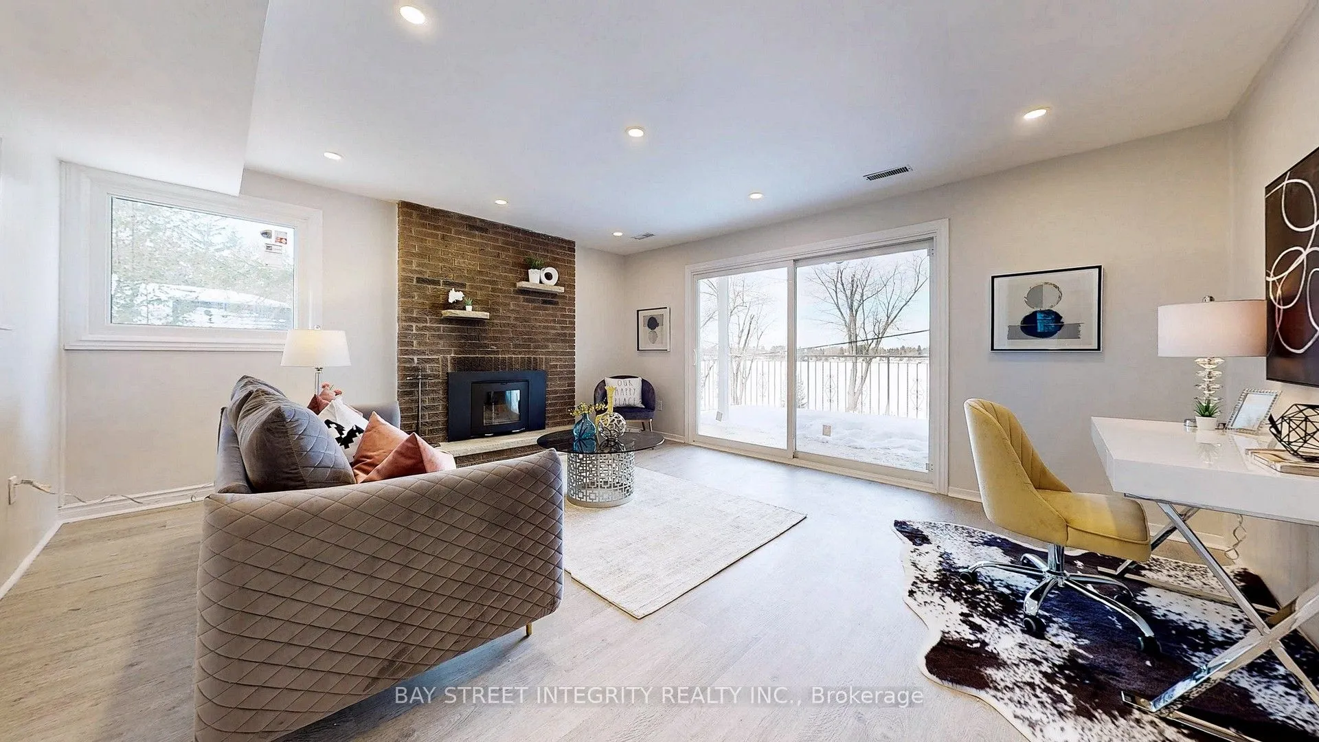 5919 Lakeshore Road