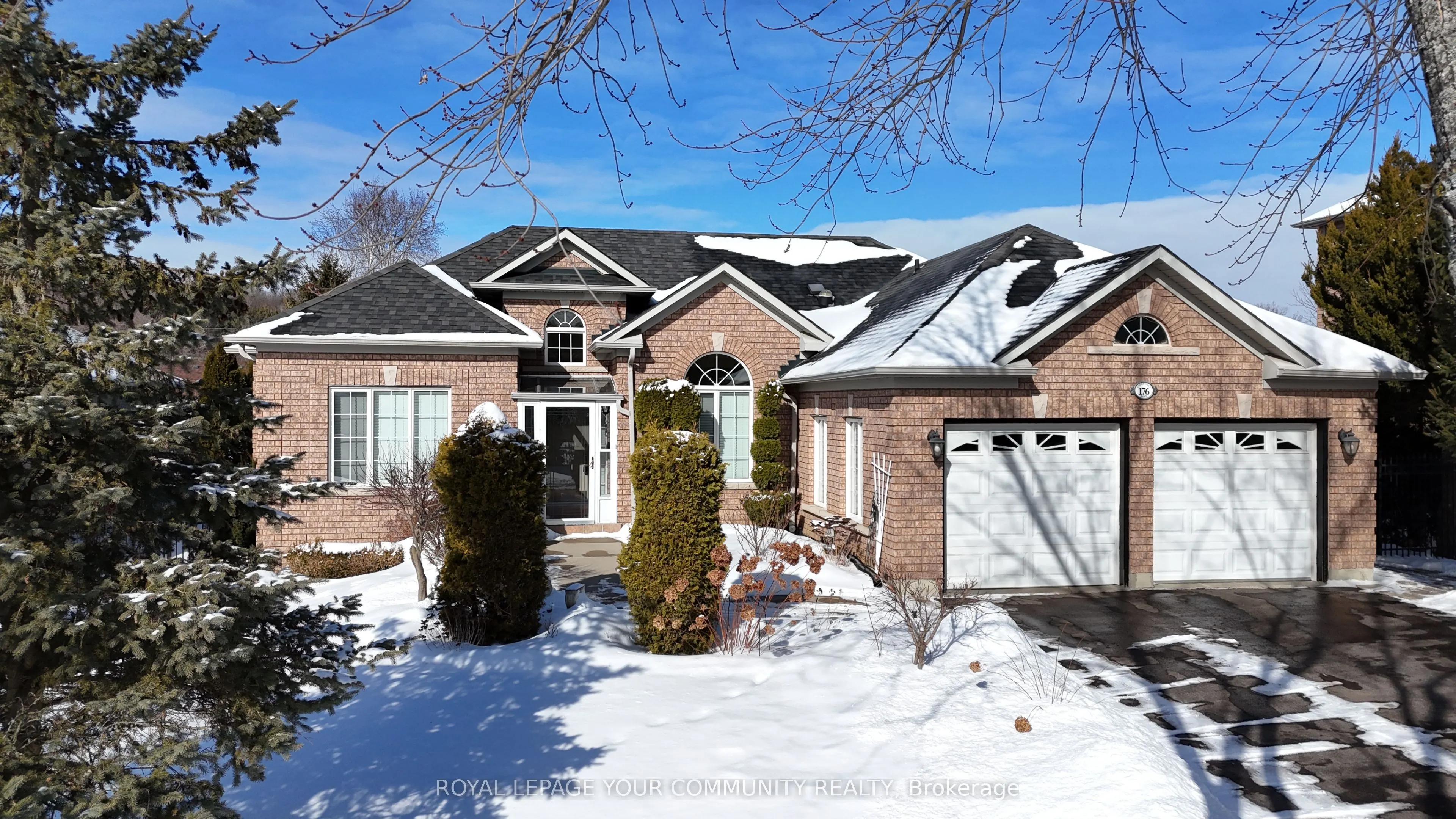 176 Laurentian Boulevard