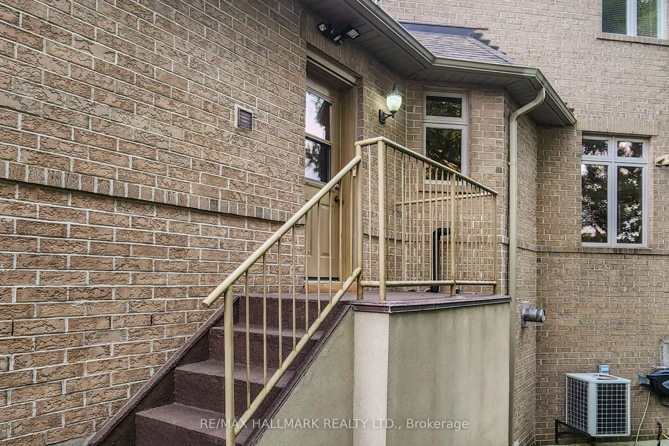 151 Nevada Crescent