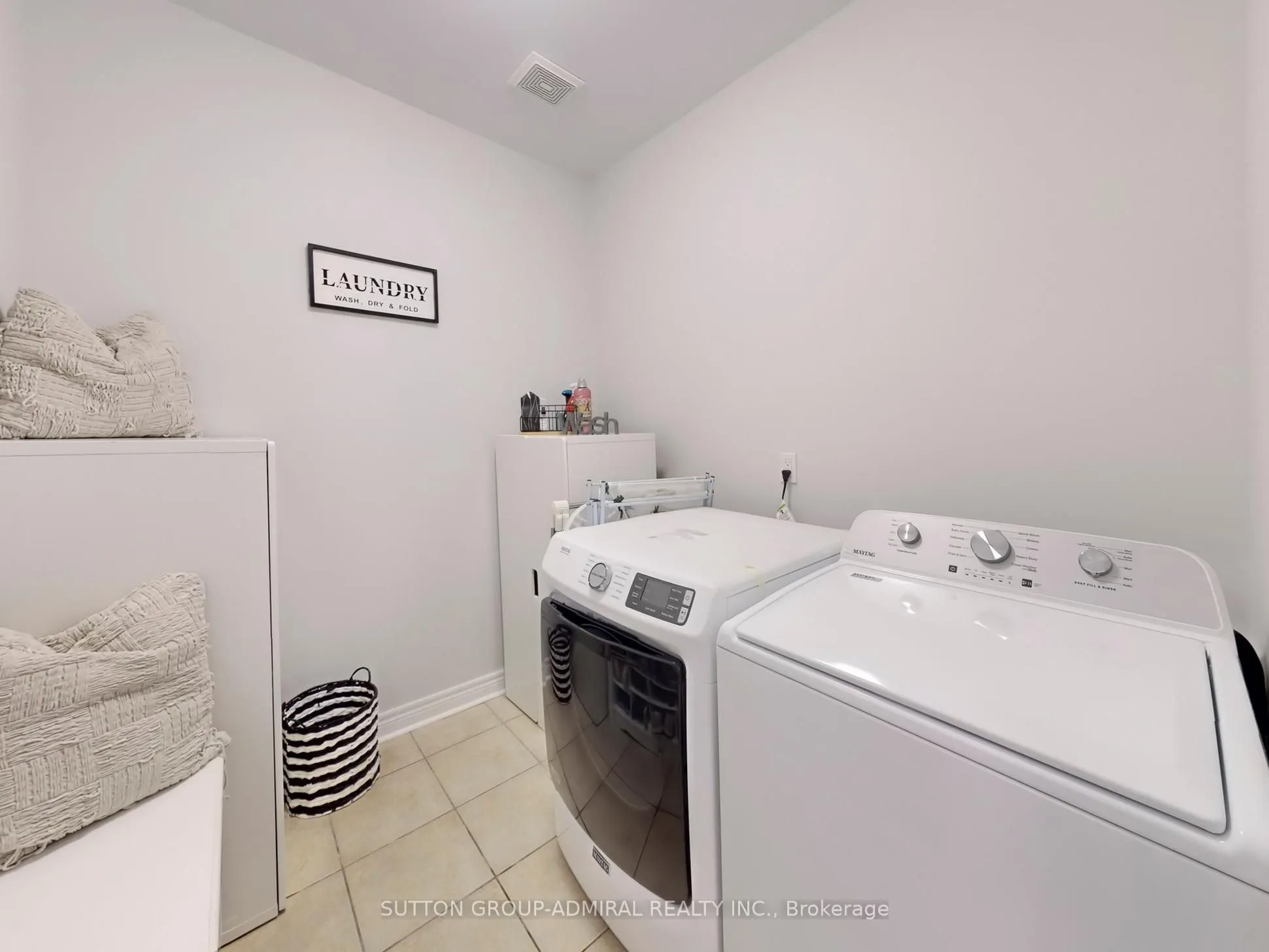 183 Wainscot Avenue