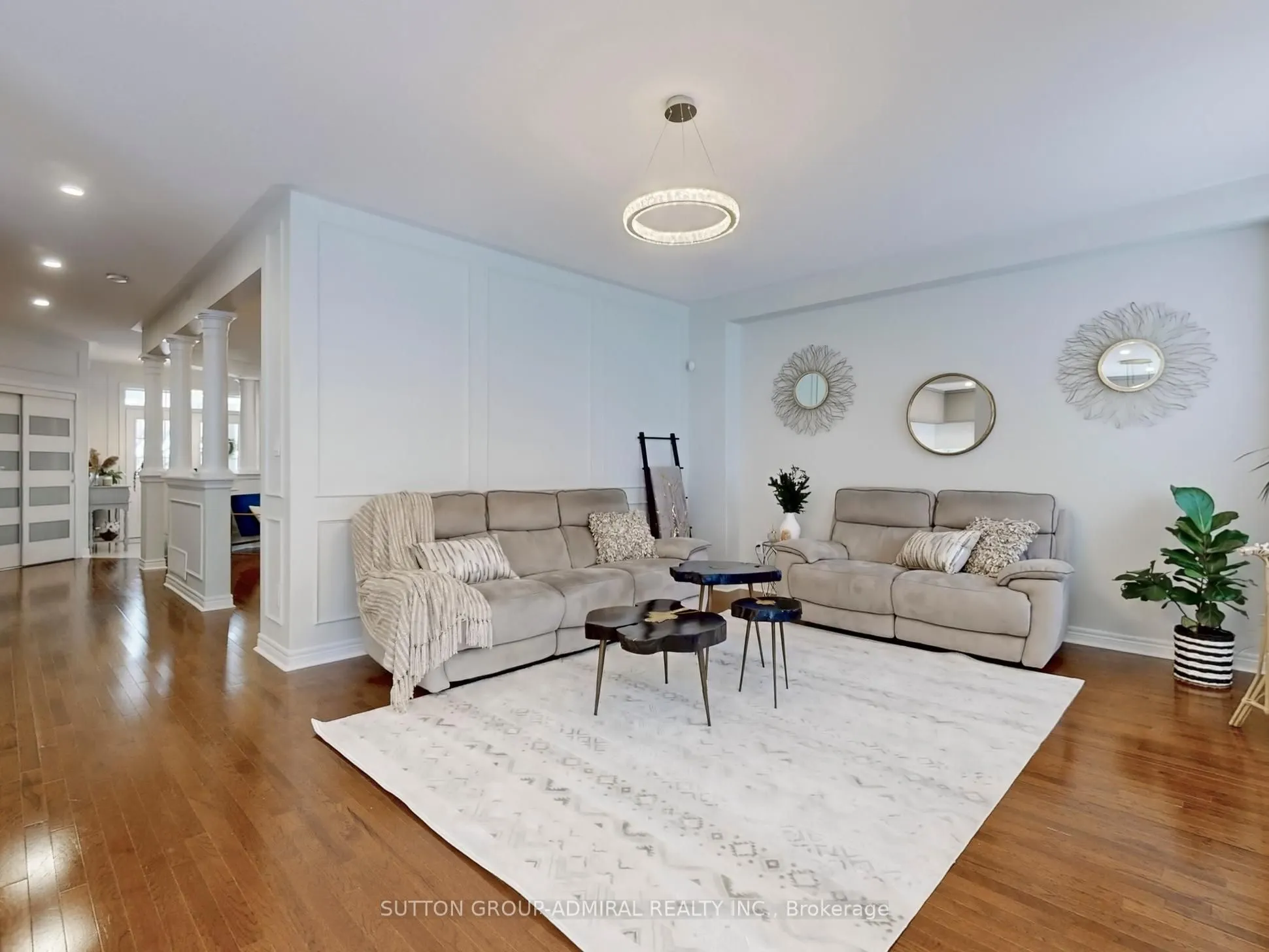 183 Wainscot Avenue