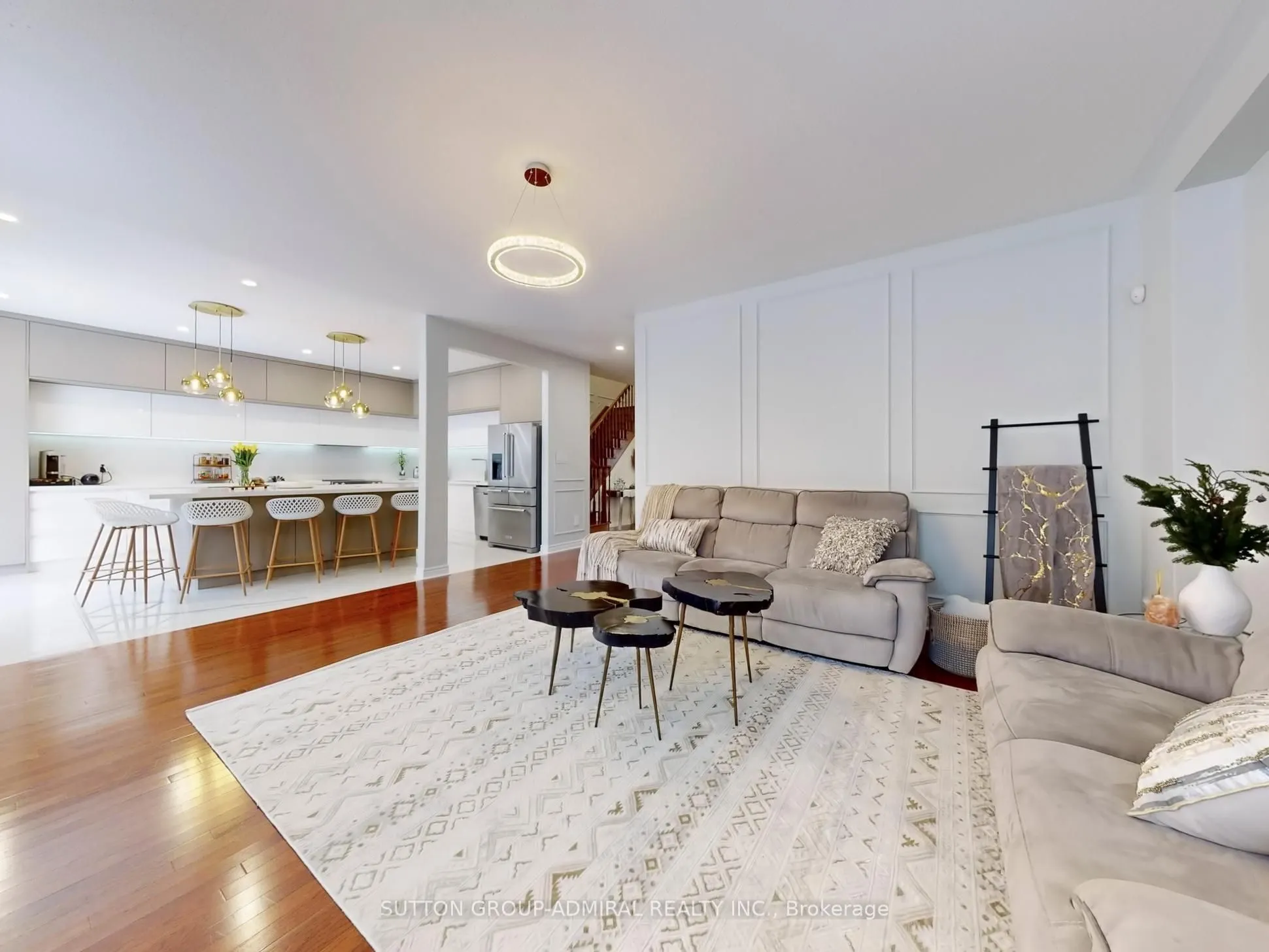 183 Wainscot Avenue