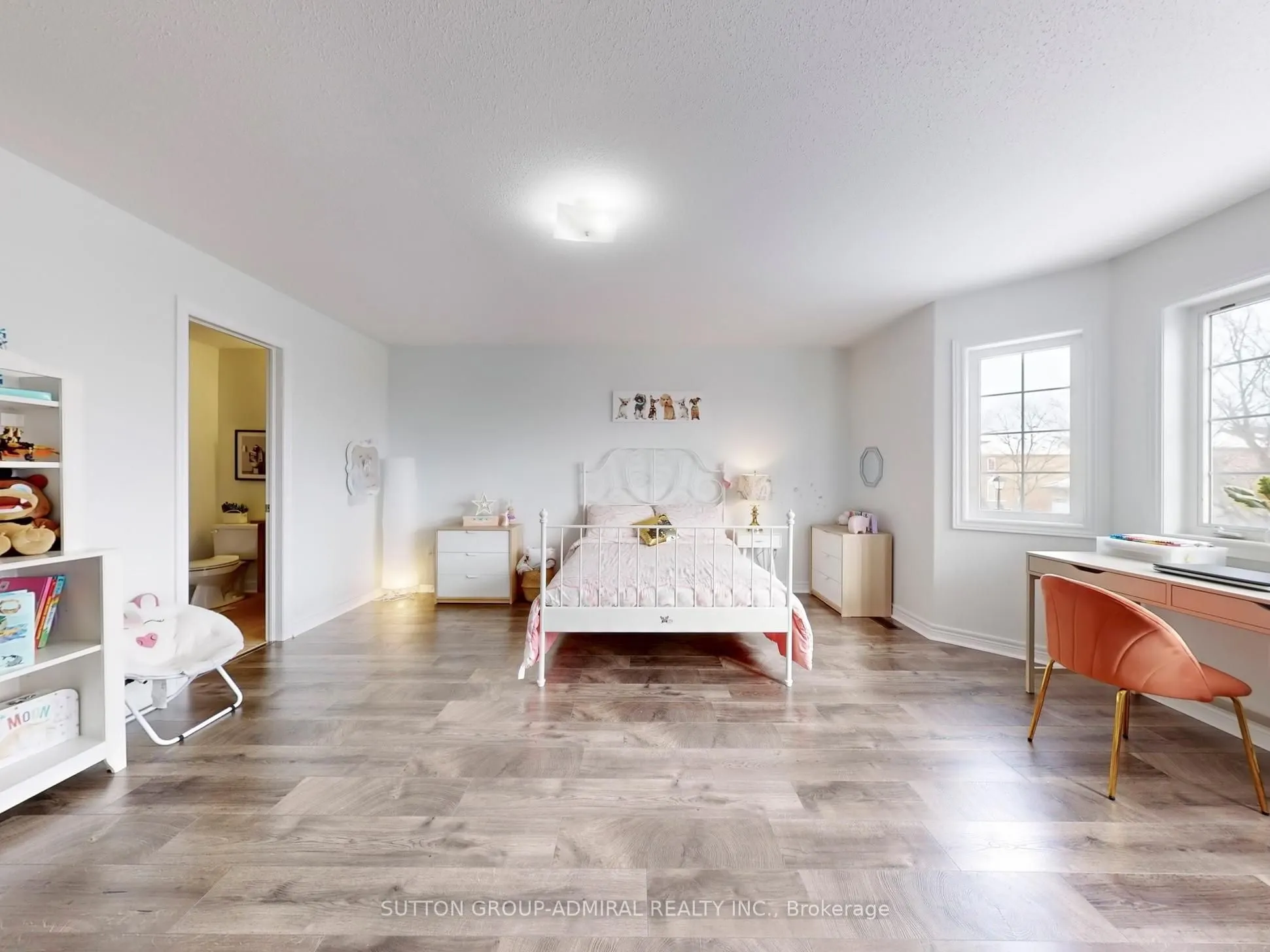 183 Wainscot Avenue