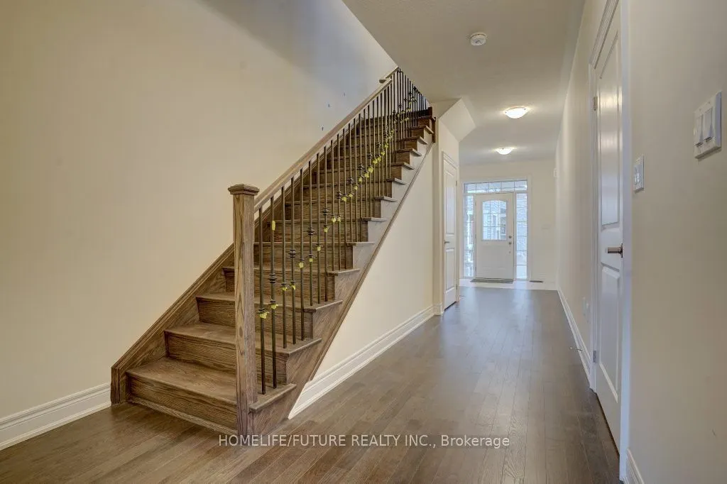 8 Andress Way