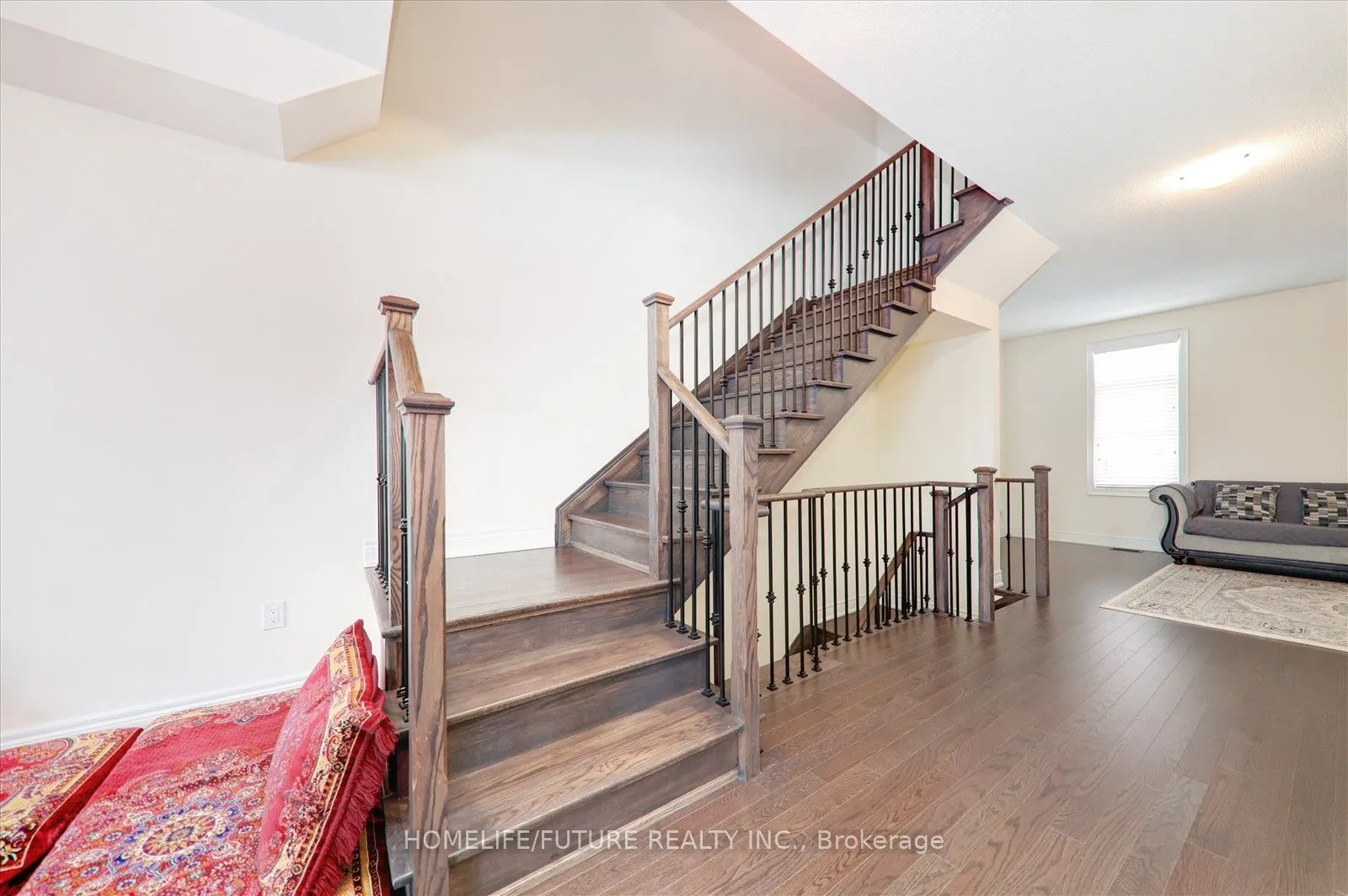 8 Andress Way