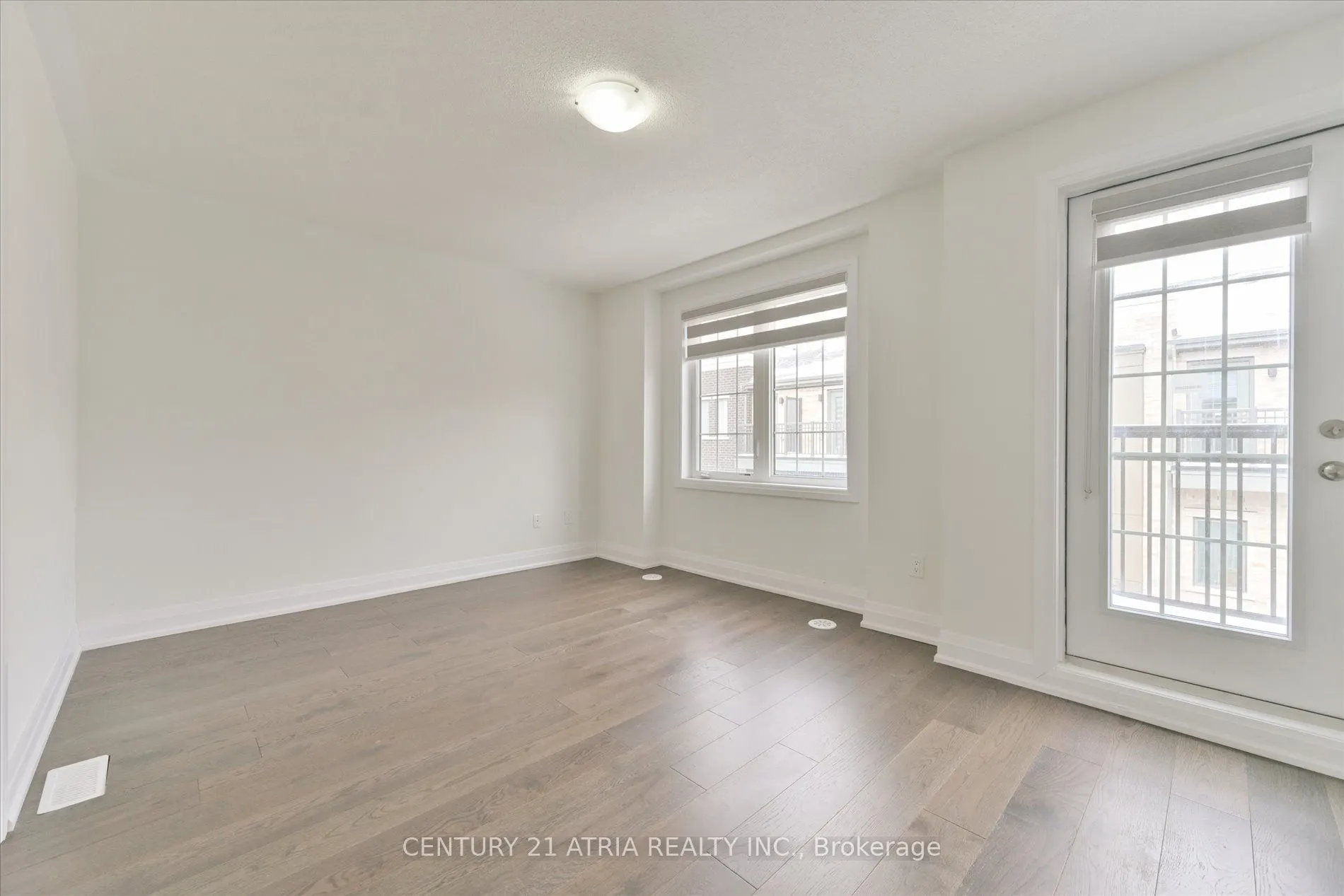 106 Clippers Crescent