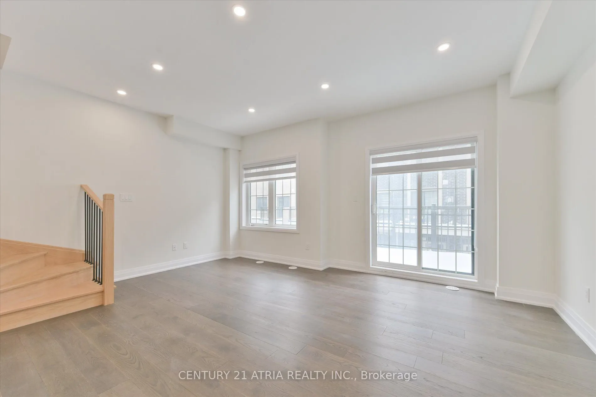 106 Clippers Crescent