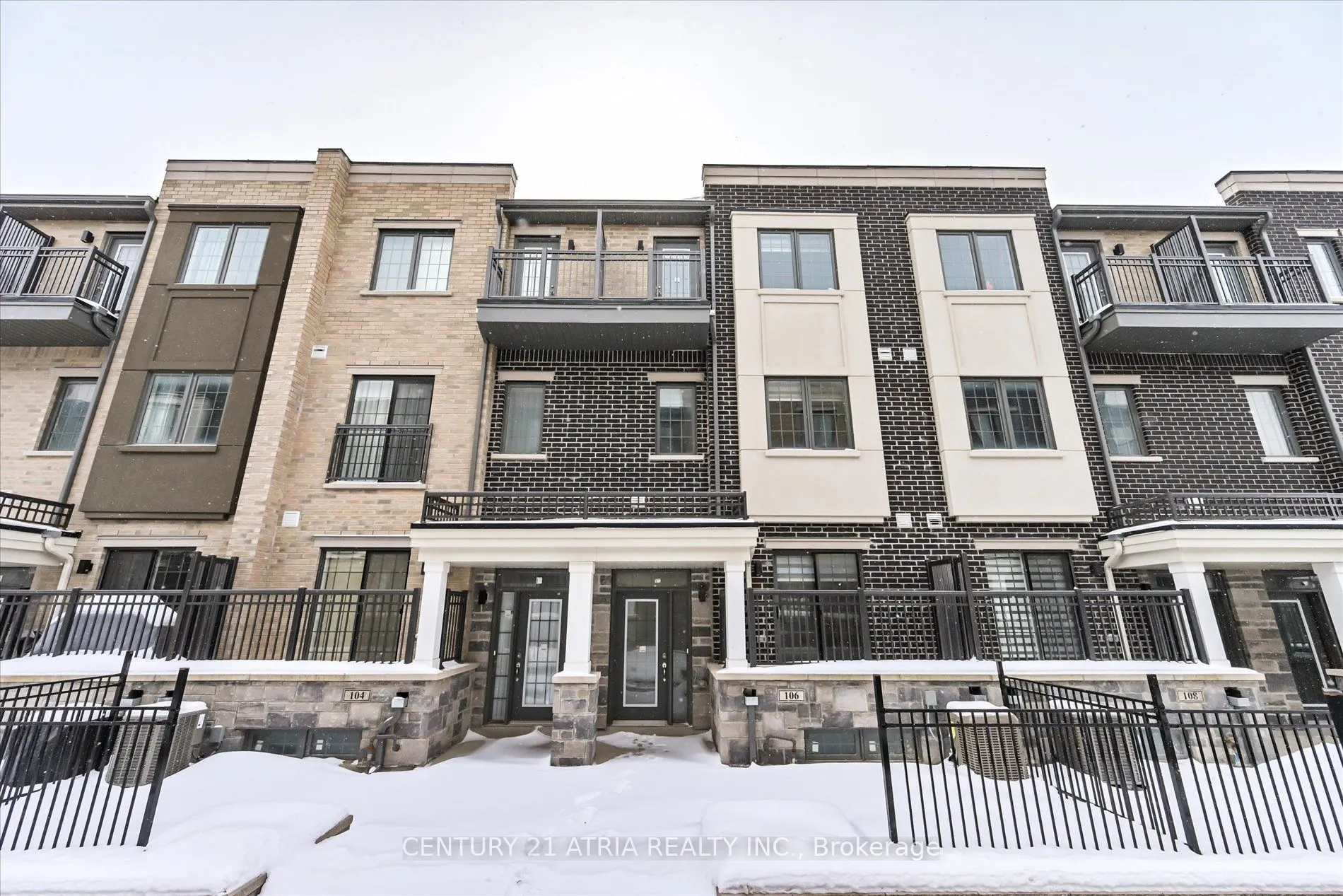 106 Clippers Crescent