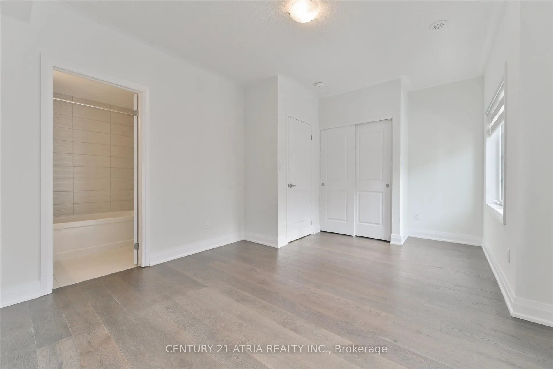 106 Clippers Crescent
