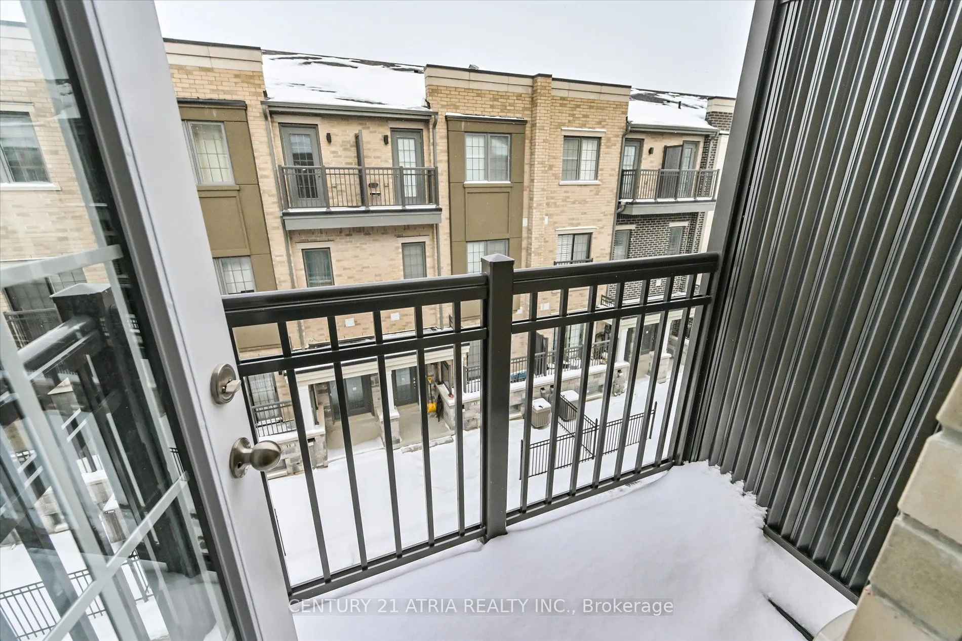 106 Clippers Crescent