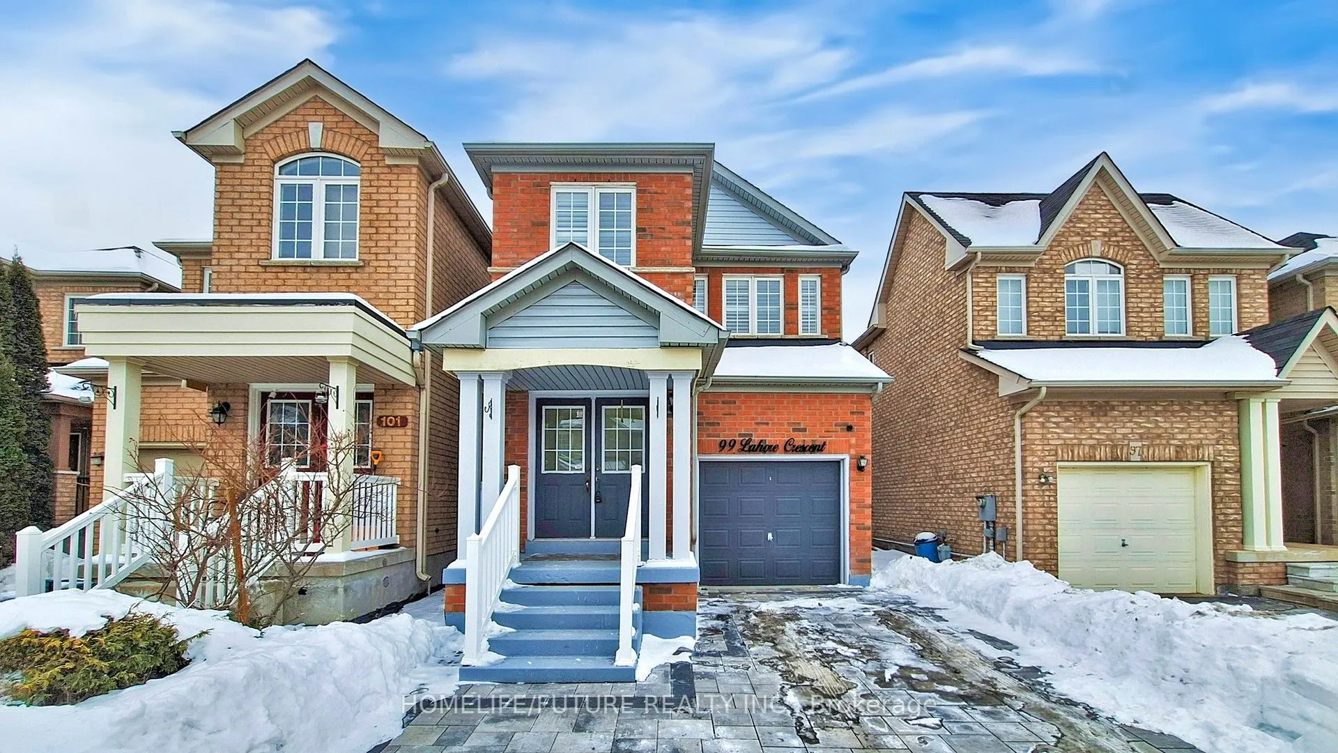 99 Lahore Crescent