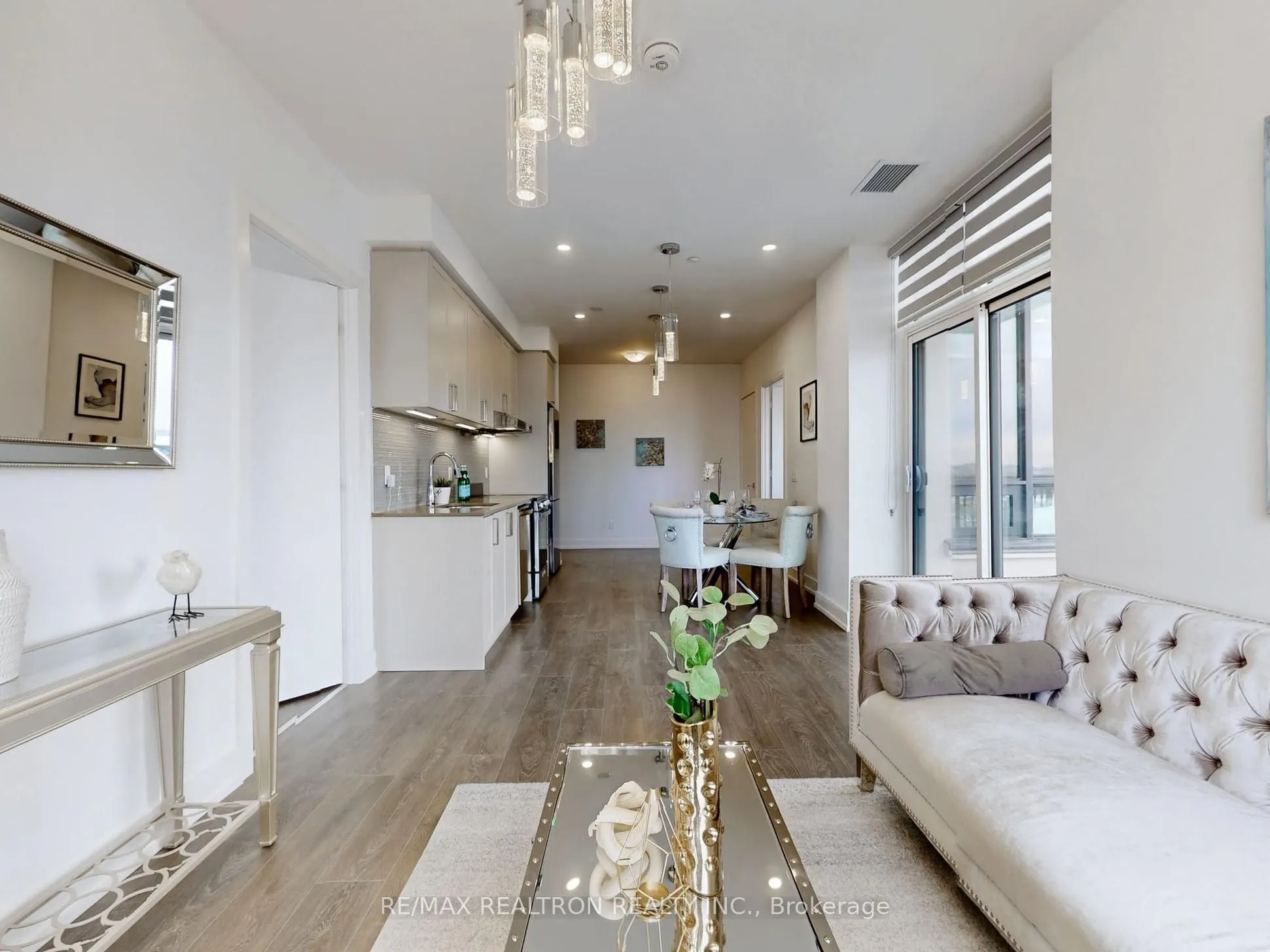 278 Buchanan Drive, #720E
