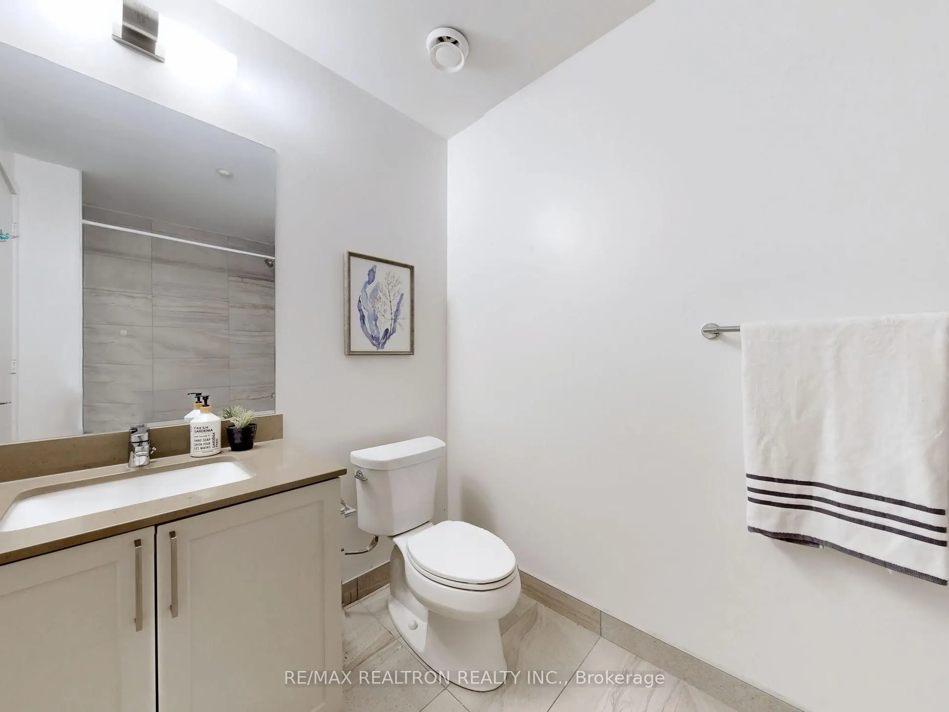 278 Buchanan Drive, #720E