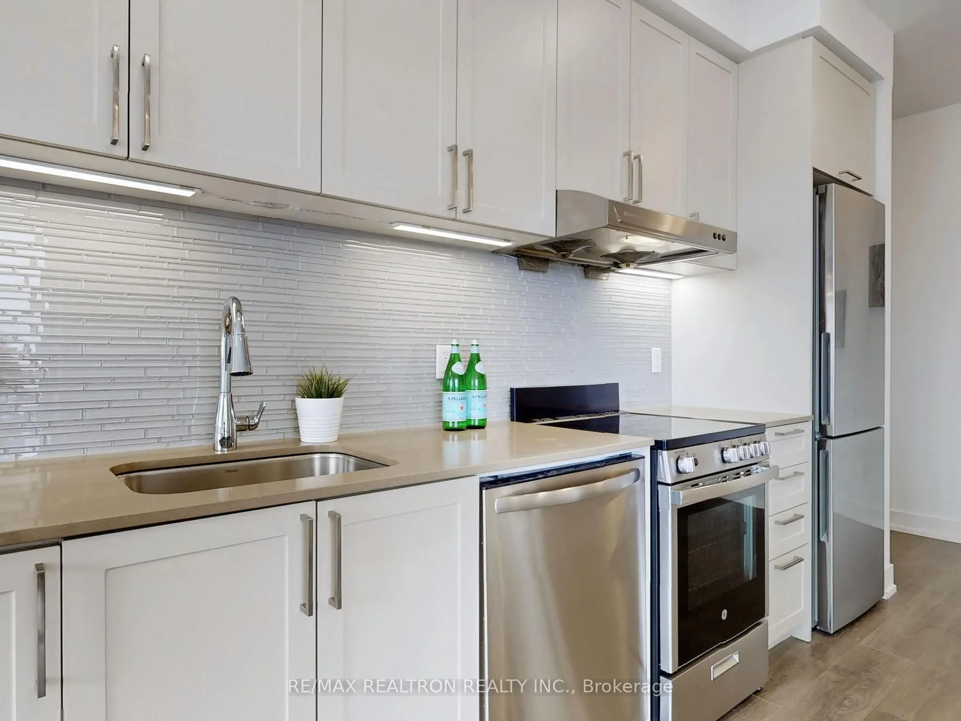 278 Buchanan Drive, #720E