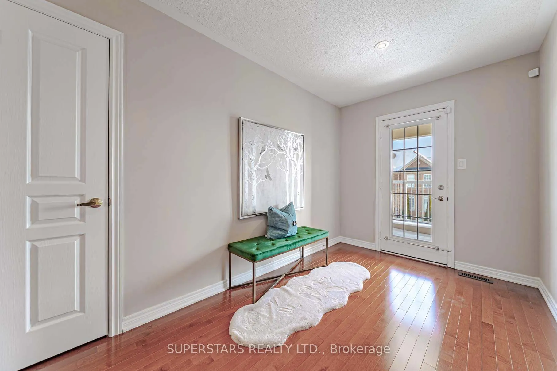 25 Rennie Avenue