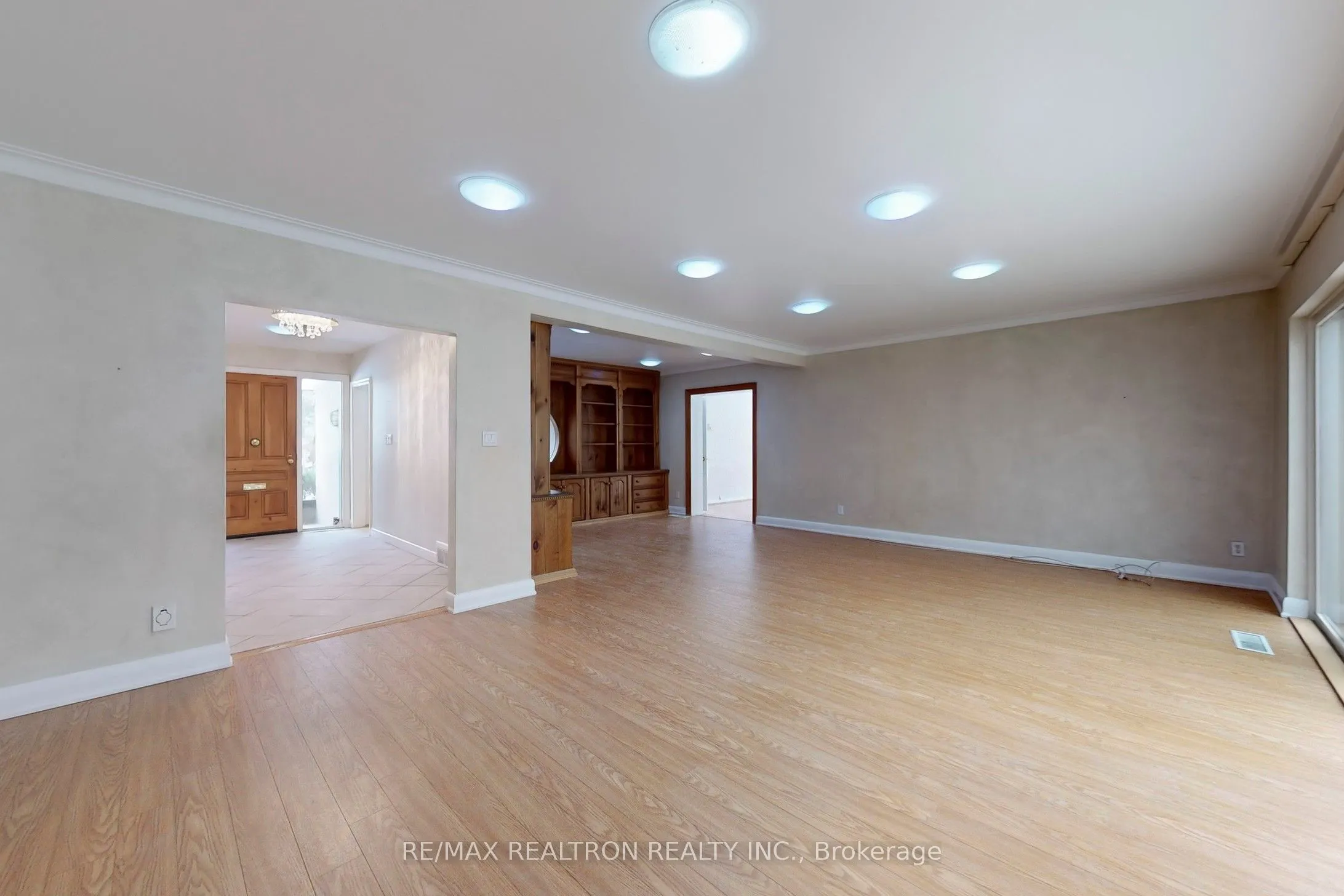 10 Thornbank Road