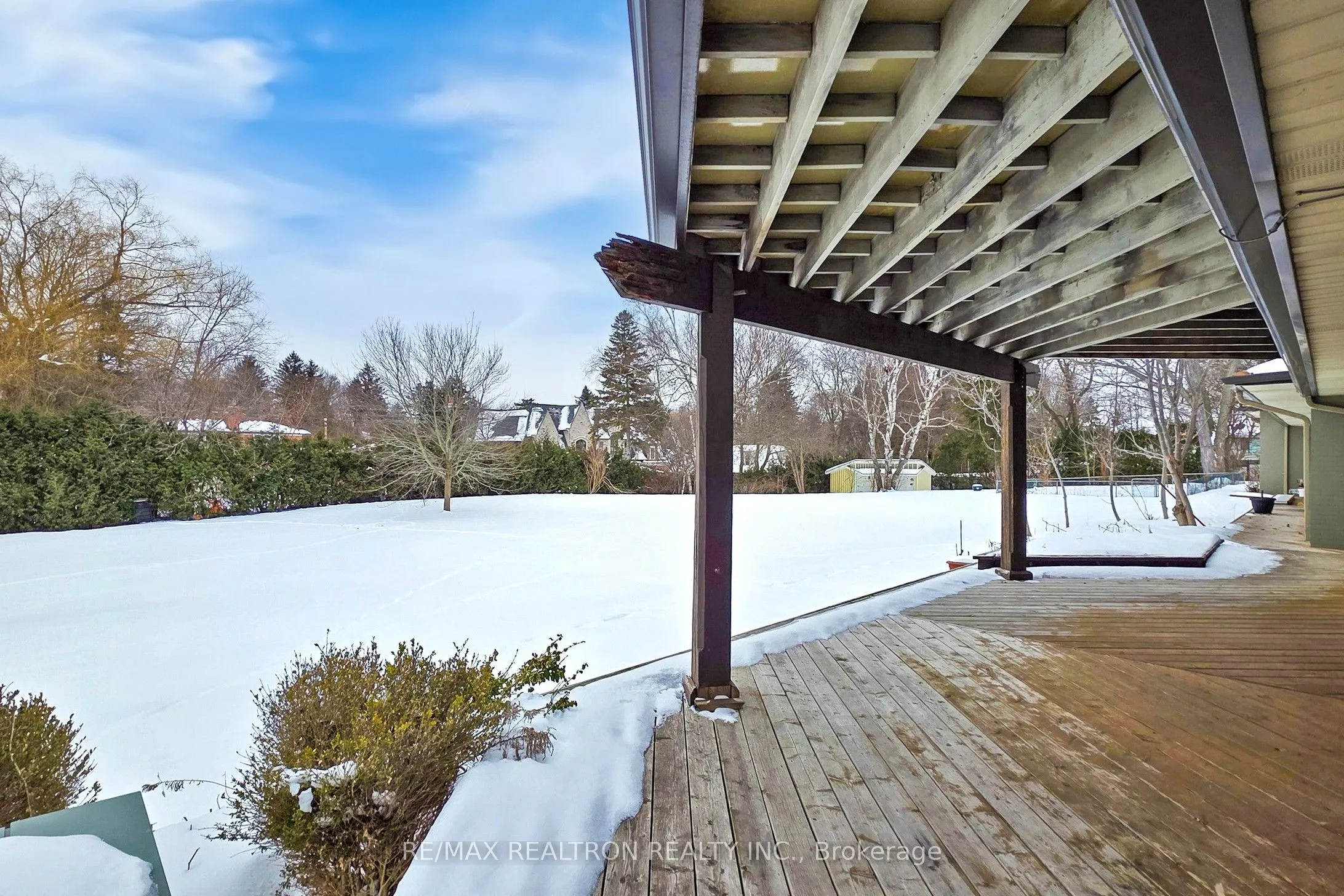 10 Thornbank Road