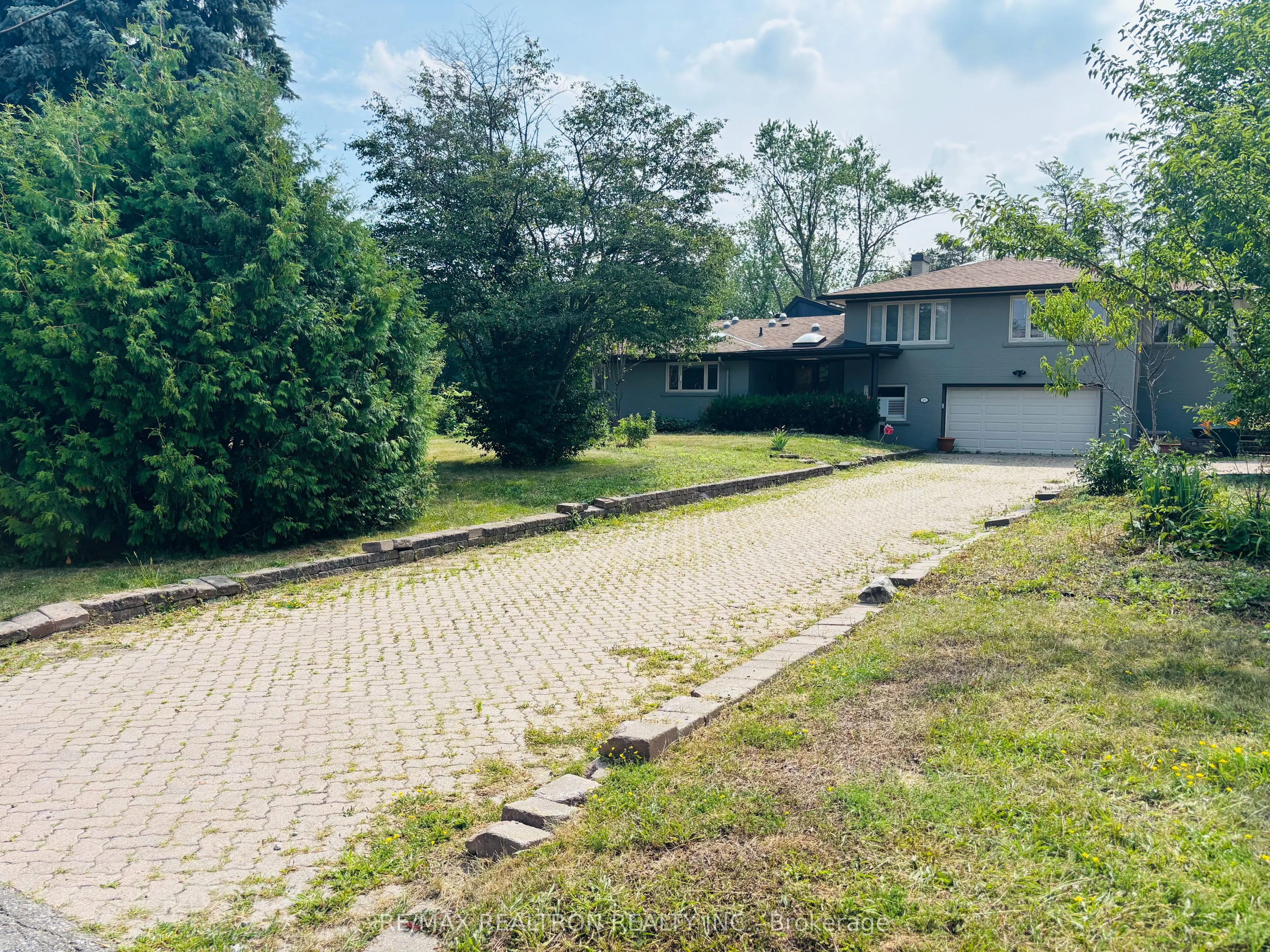 10 Thornbank Road