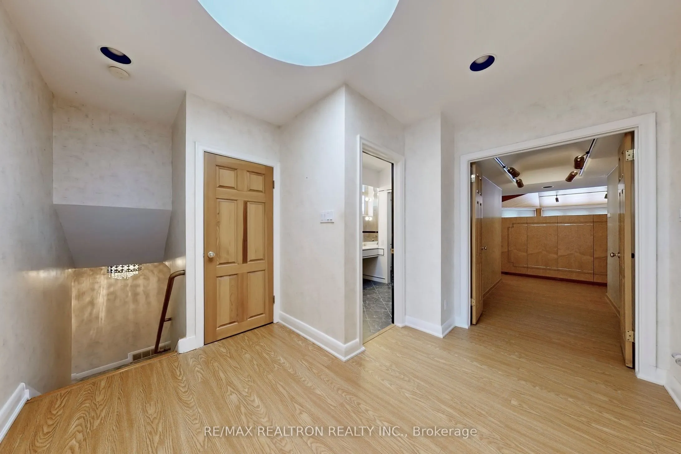 10 Thornbank Road
