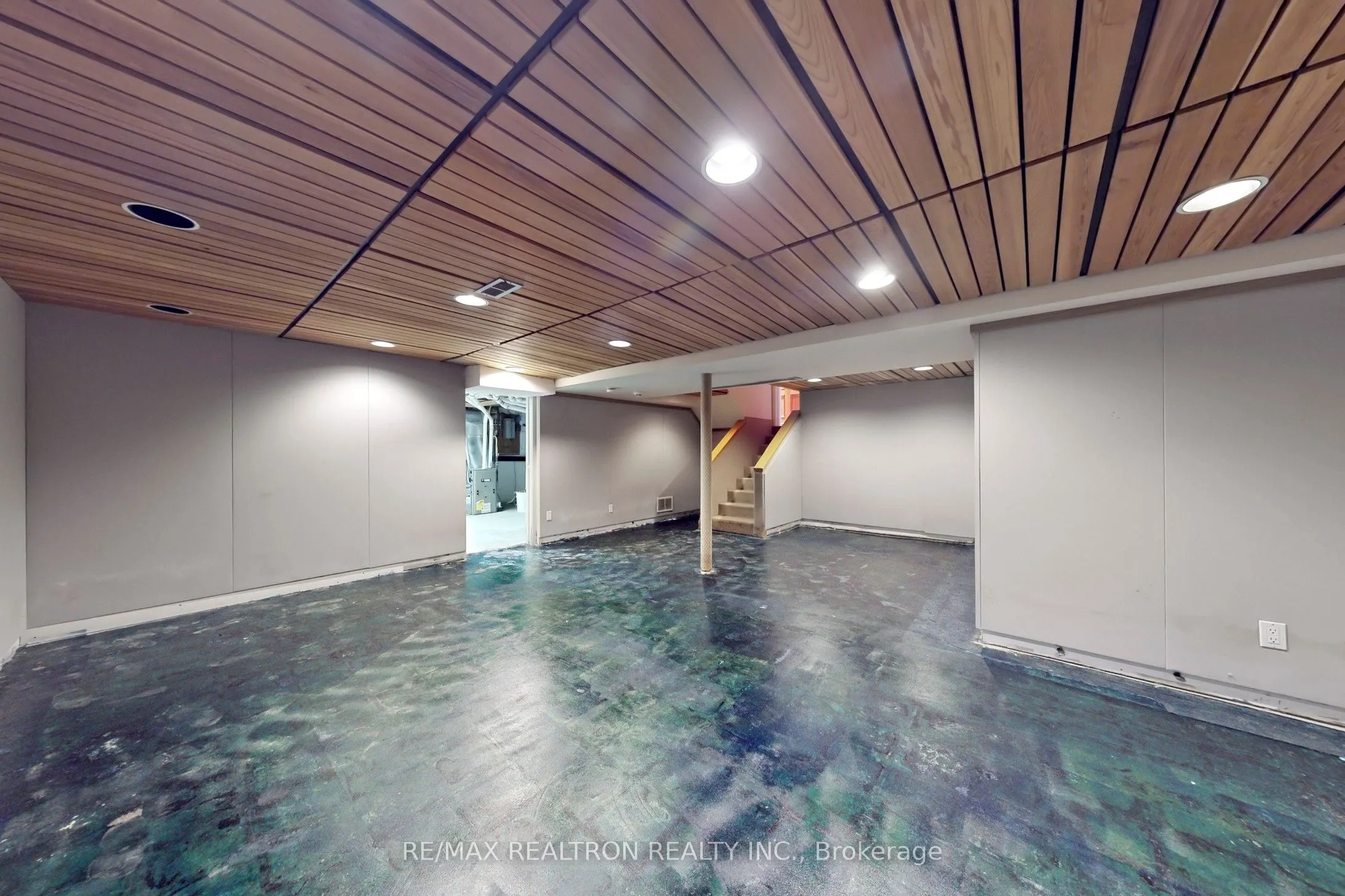 10 Thornbank Road