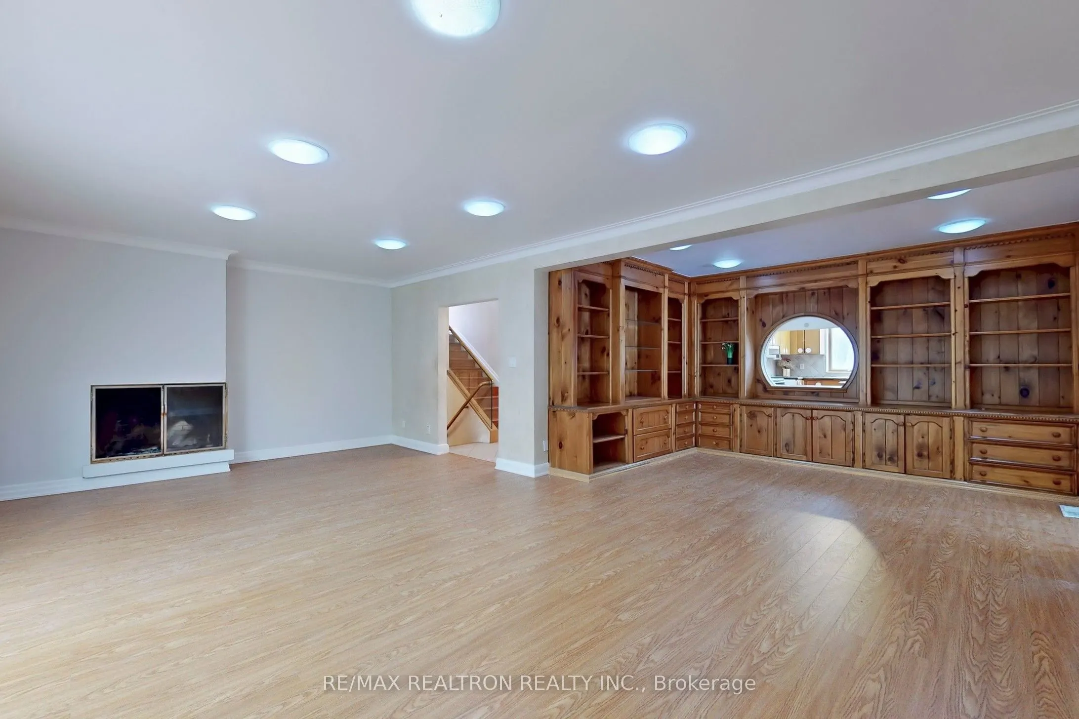 10 Thornbank Road