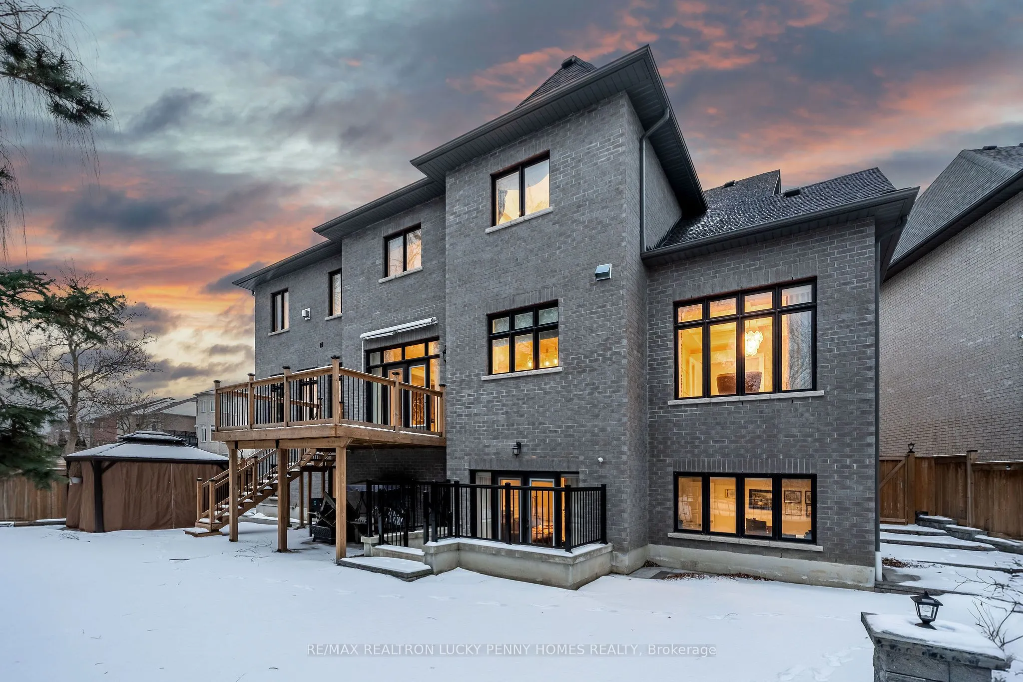 17 Petrolia Court